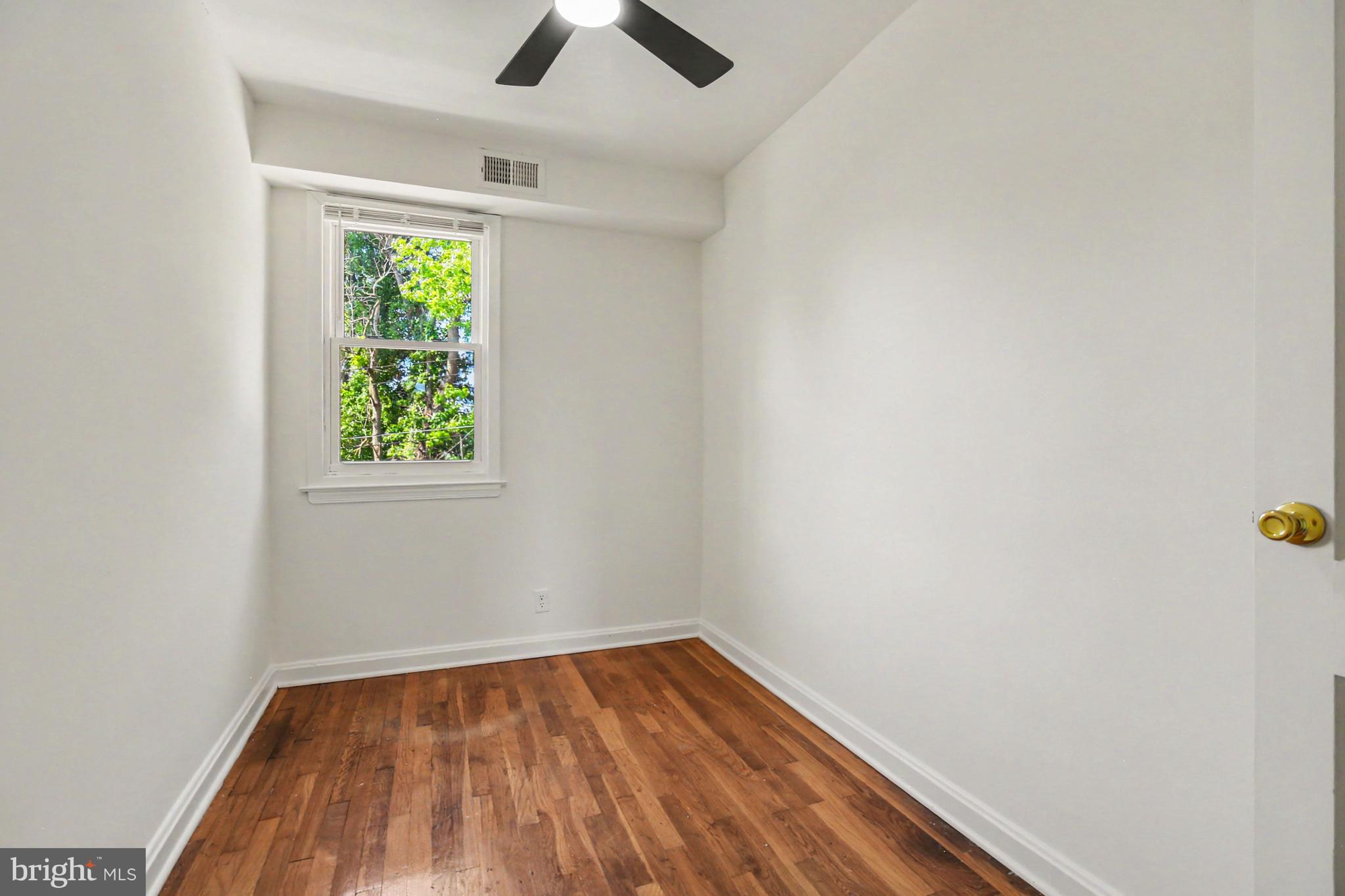 BALLARD GARDENS - Residential