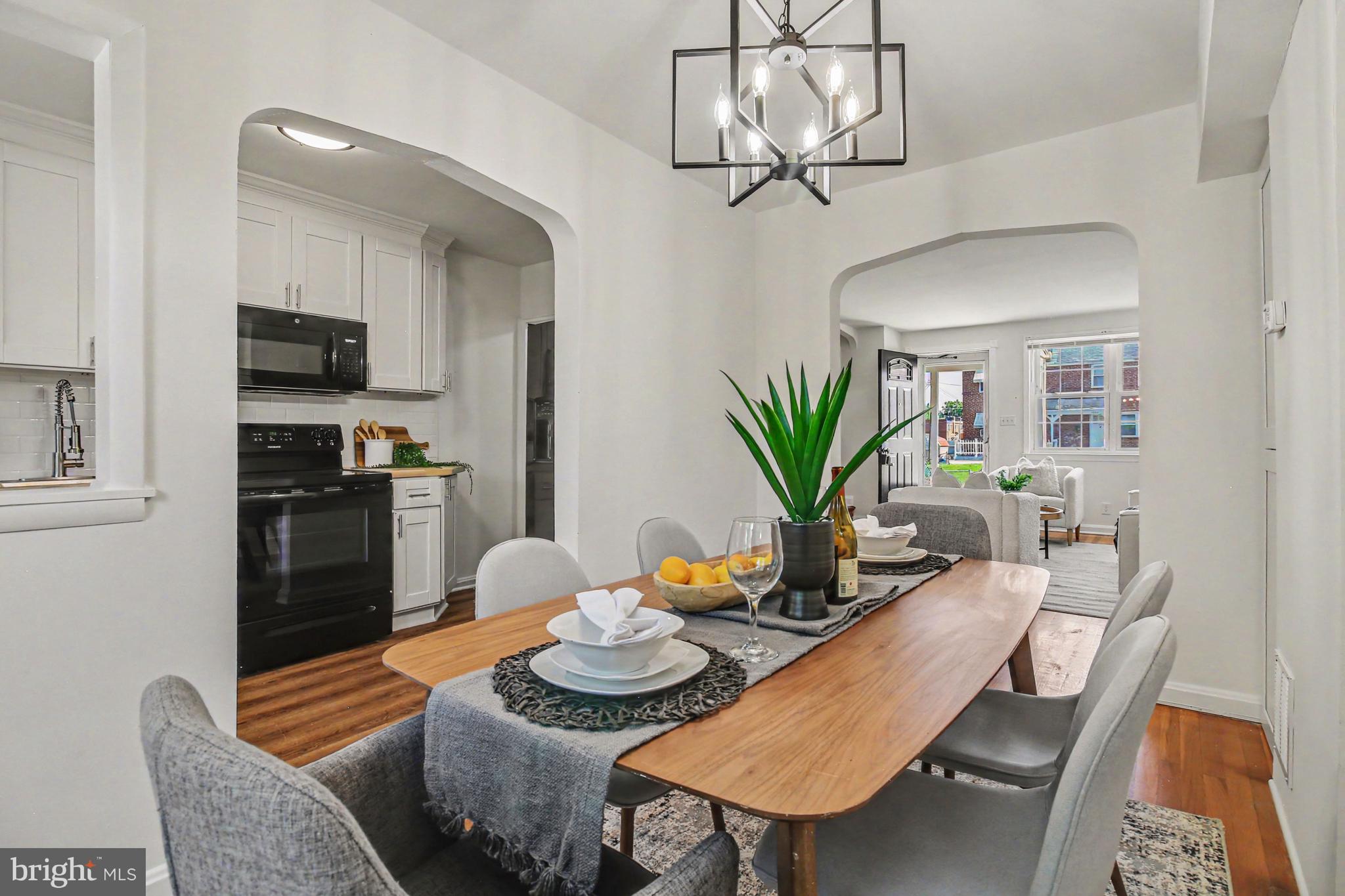 BALLARD GARDENS - Residential