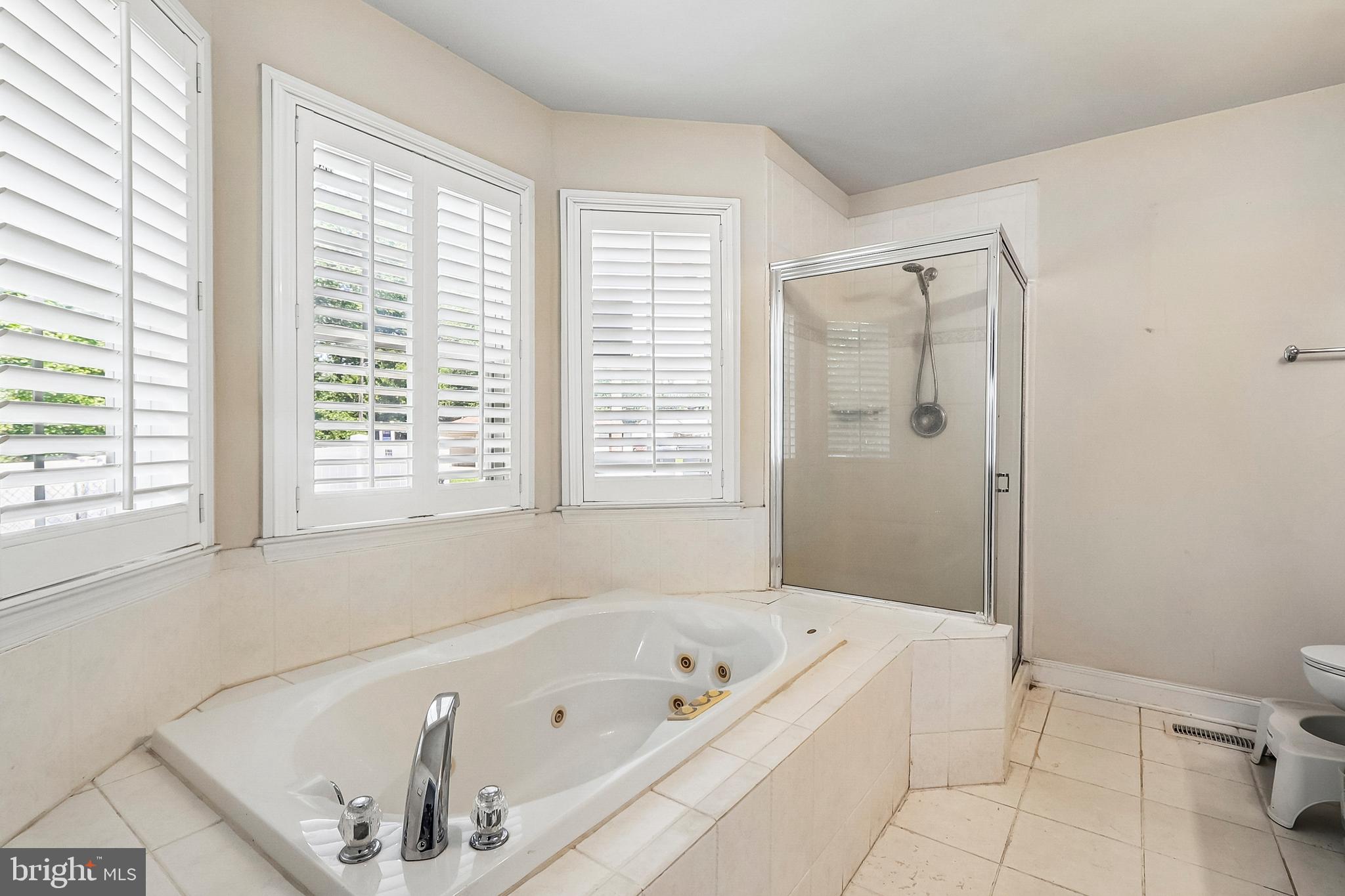 POPLAR CROSSING - Residential