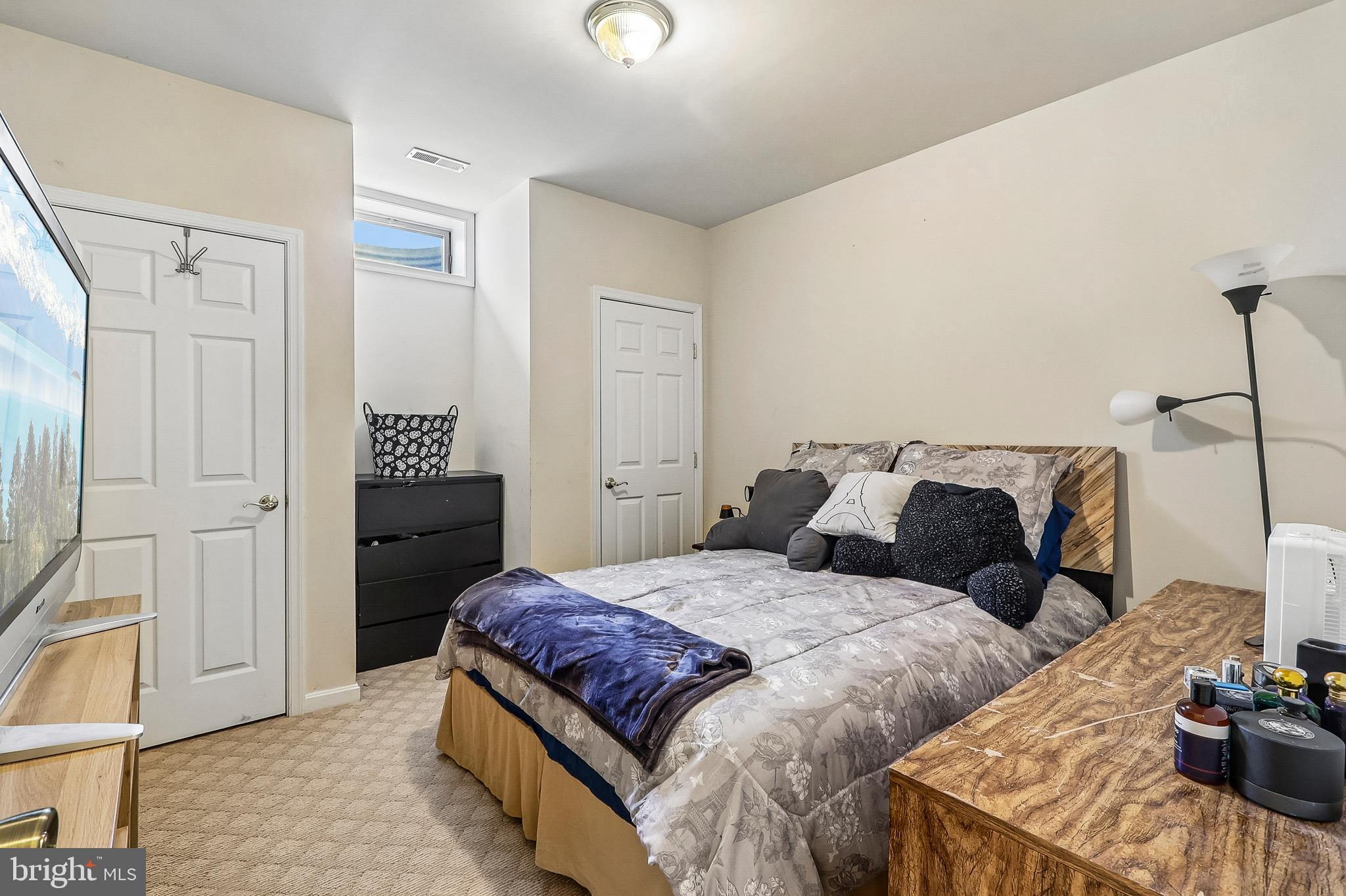 POPLAR CROSSING - Residential