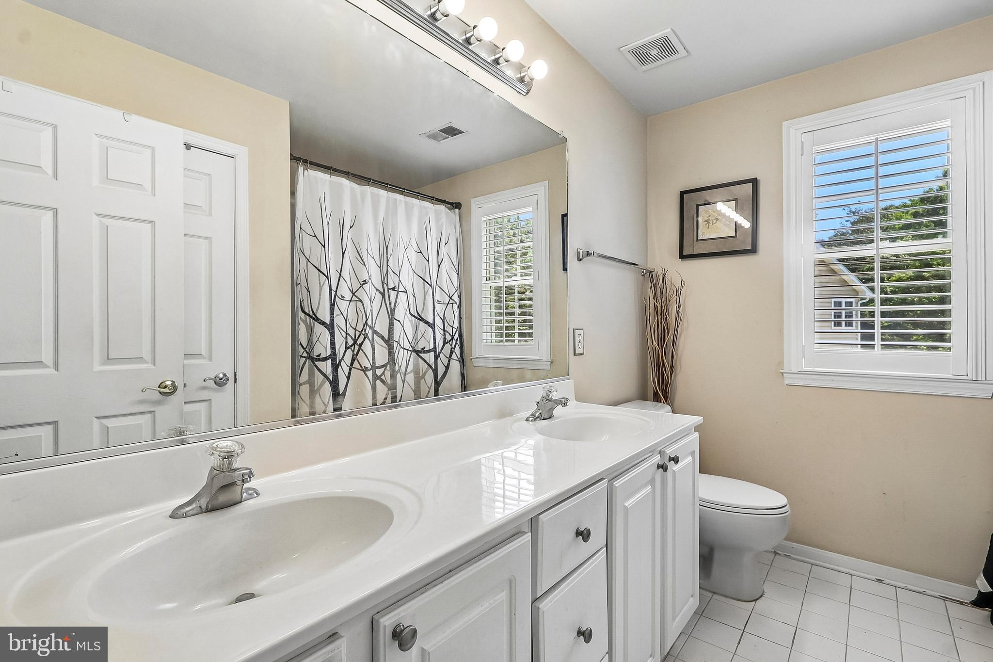 POPLAR CROSSING - Residential