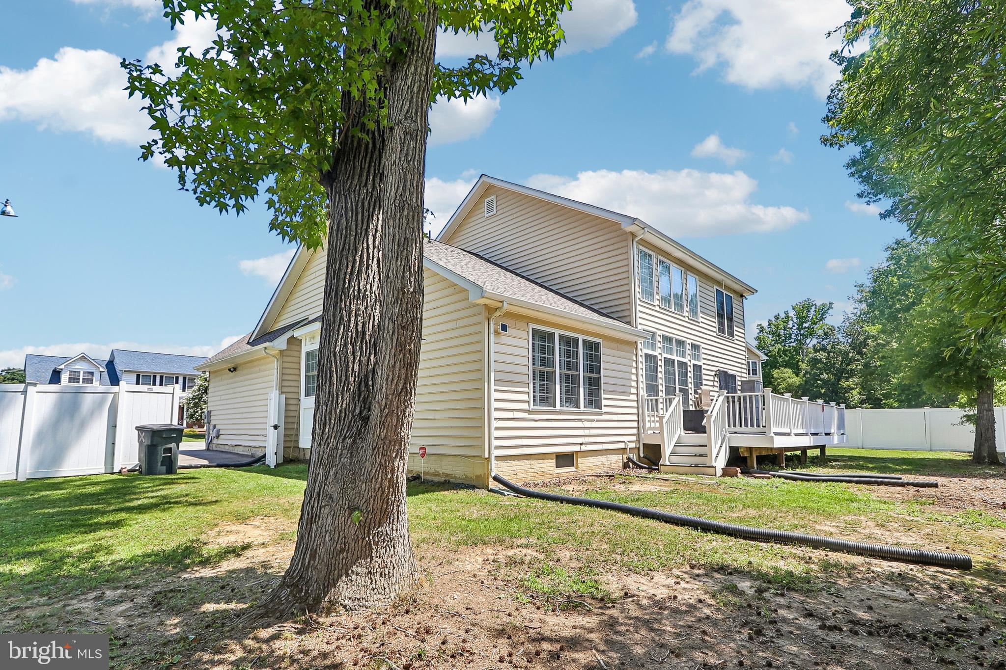 POPLAR CROSSING - Residential
