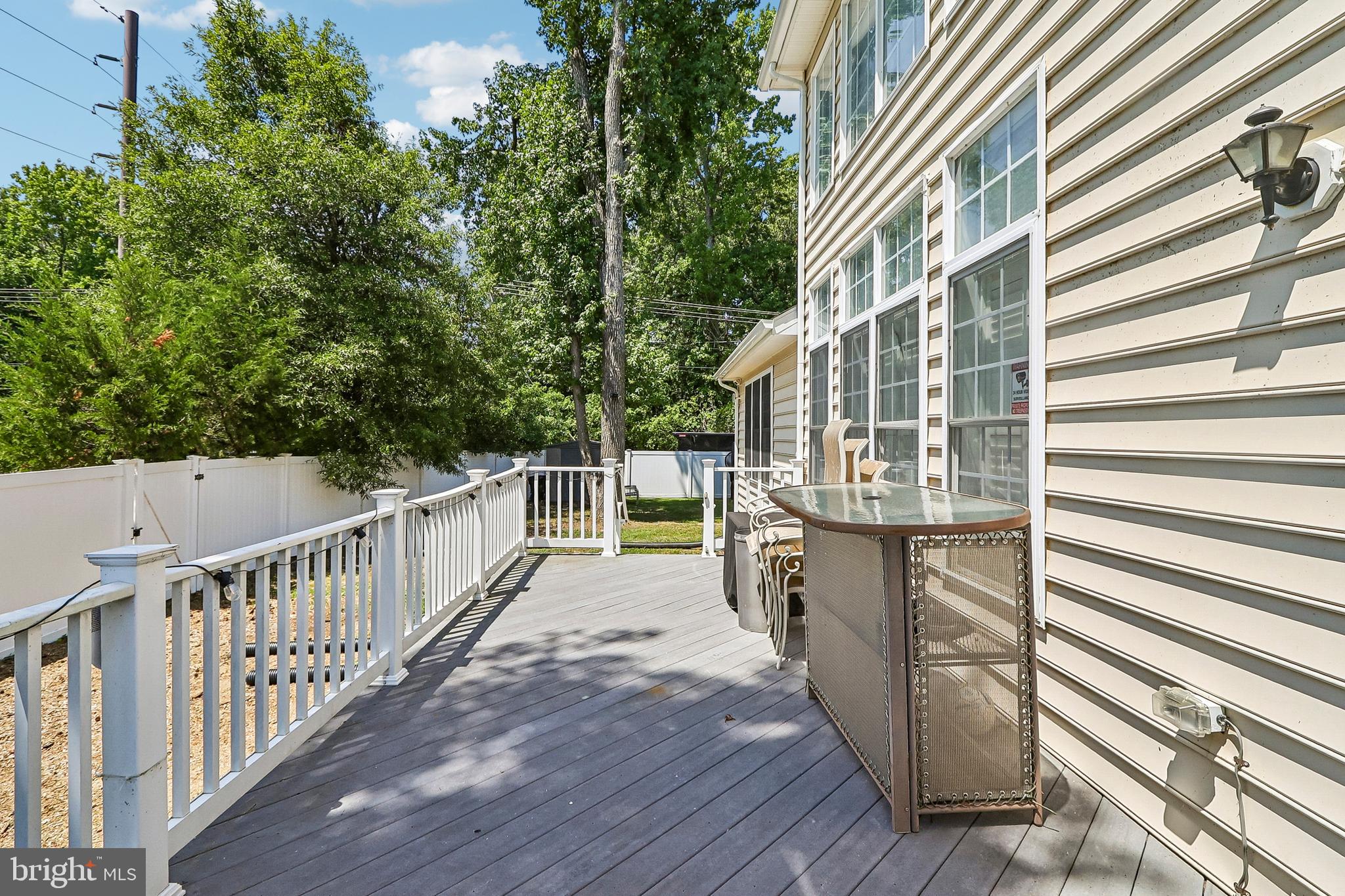 POPLAR CROSSING - Residential