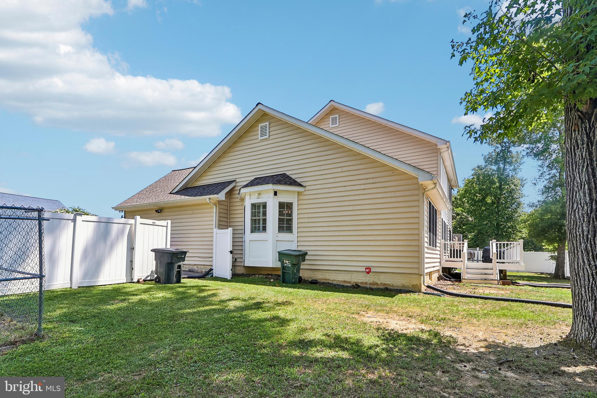 POPLAR CROSSING - Residential