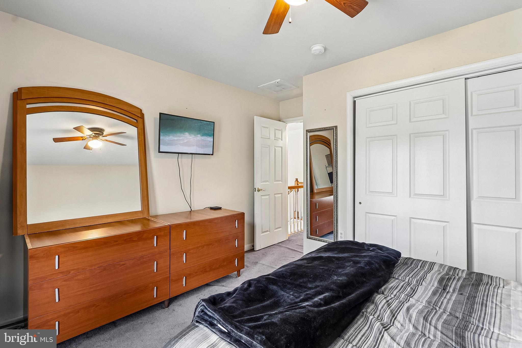 POPLAR CROSSING - Residential