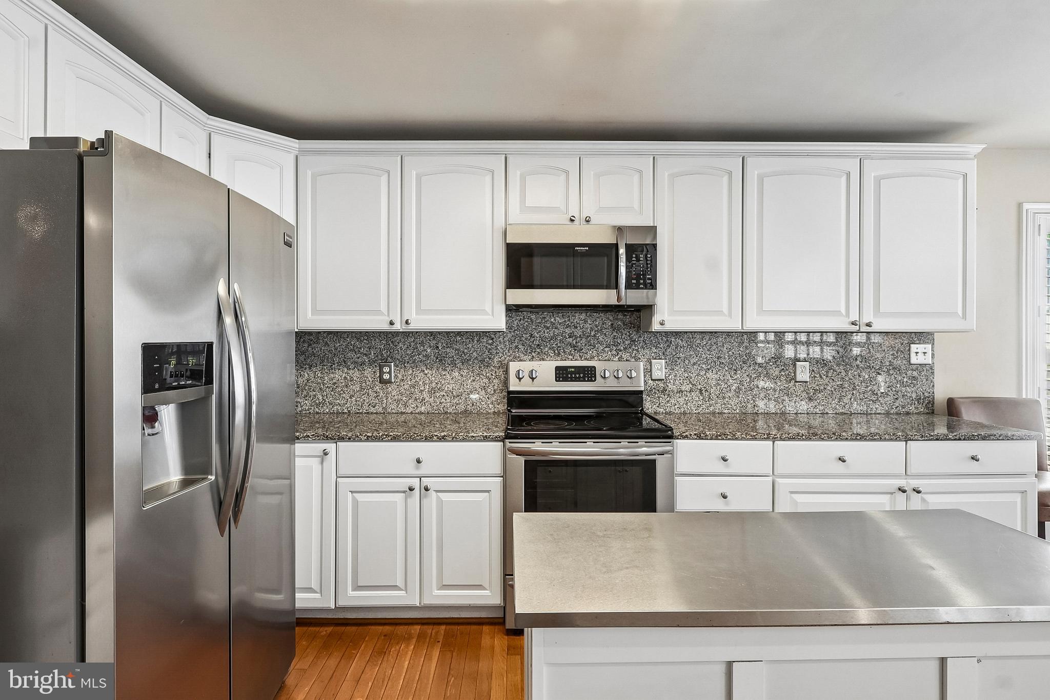 POPLAR CROSSING - Residential
