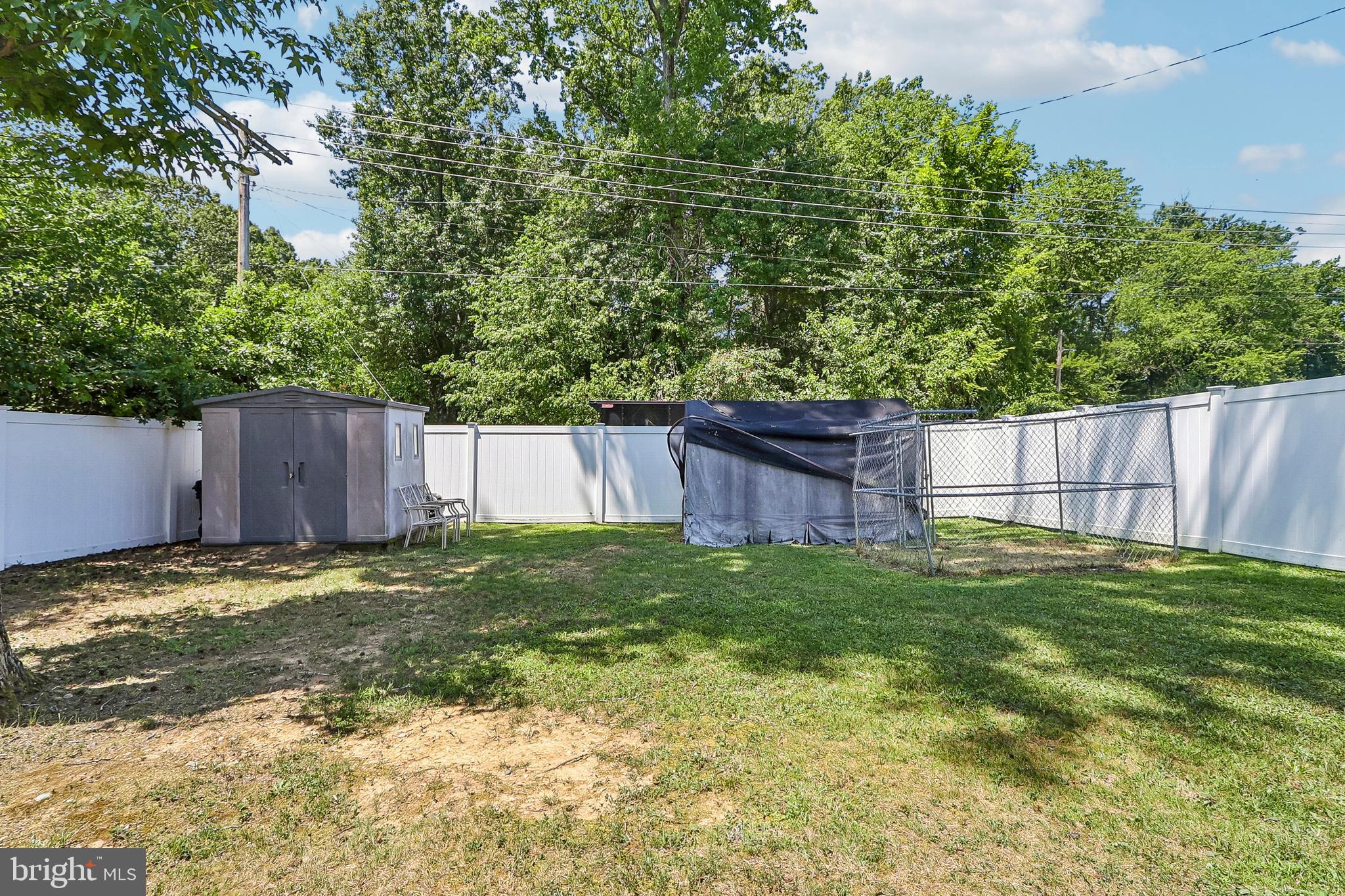 POPLAR CROSSING - Residential