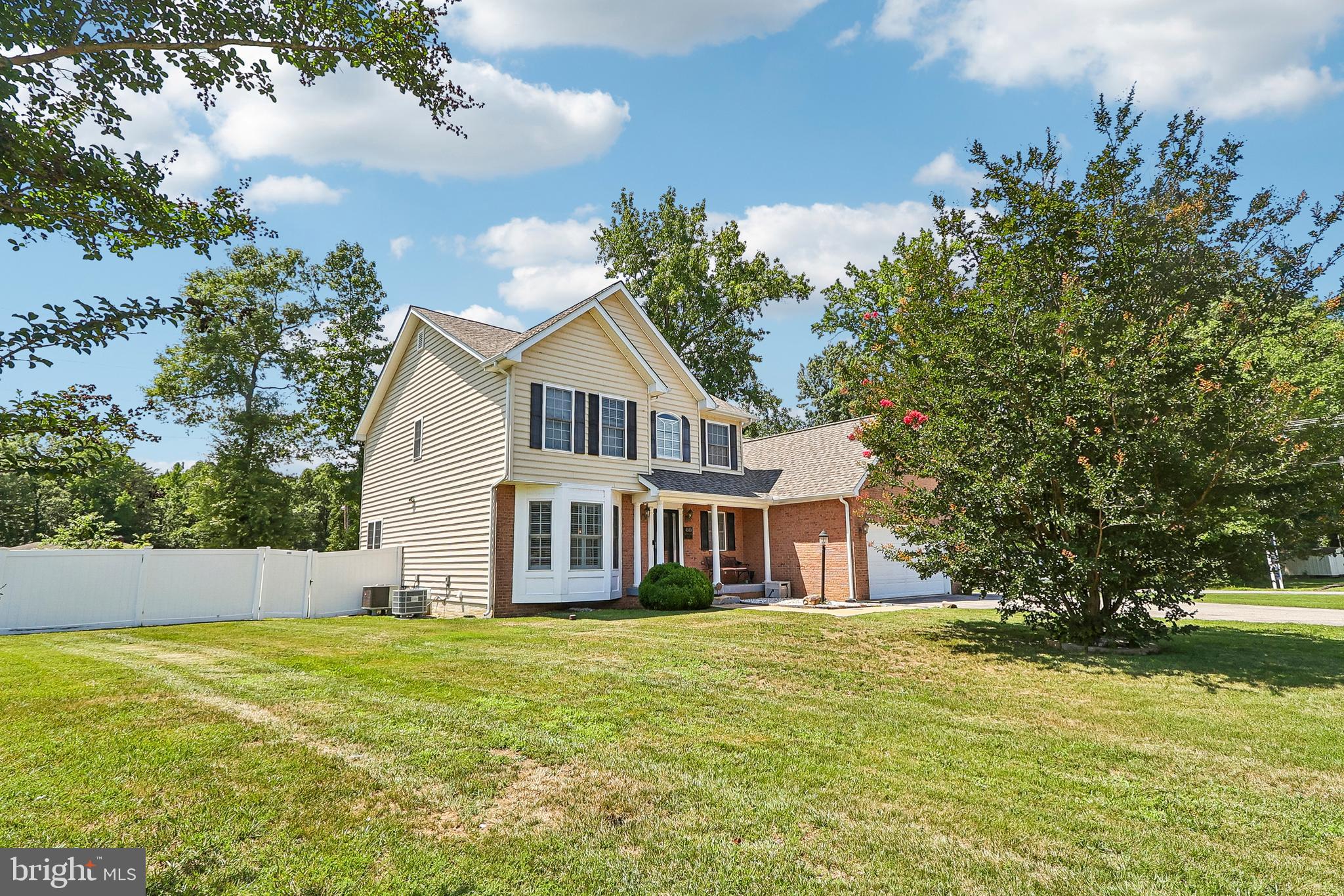 POPLAR CROSSING - Residential