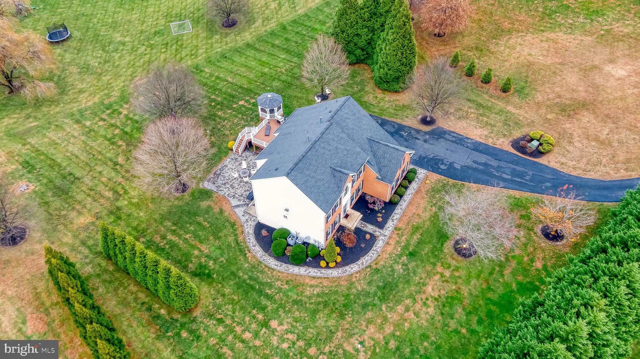 COLVARD MANOR - Residential