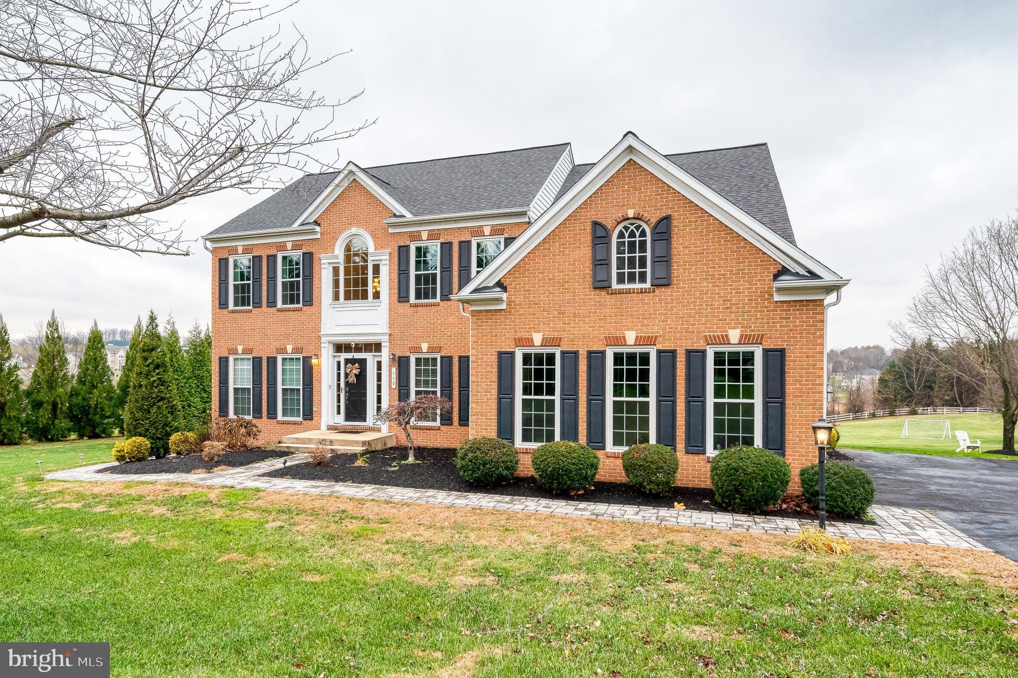 COLVARD MANOR - Residential