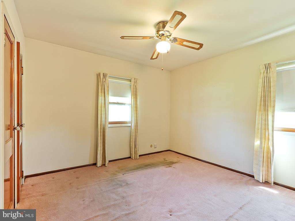 FAIRLESS HILLS - Residential
