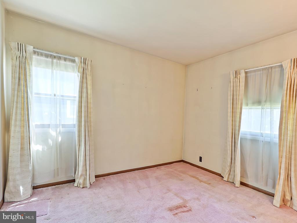 FAIRLESS HILLS - Residential