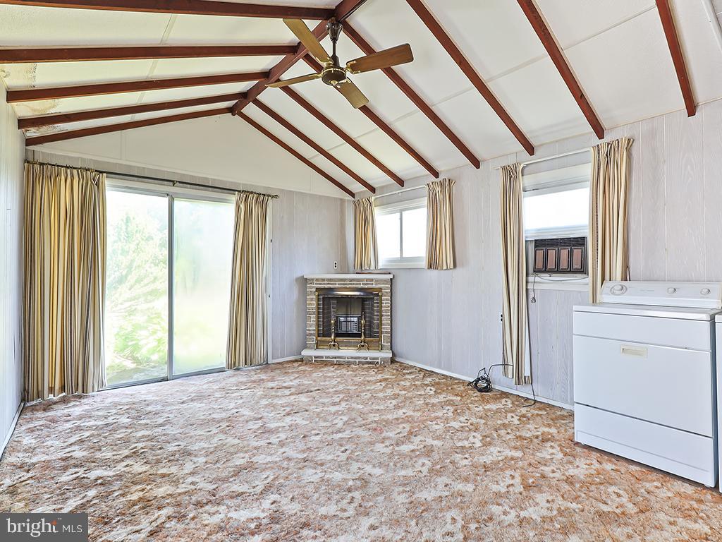 FAIRLESS HILLS - Residential