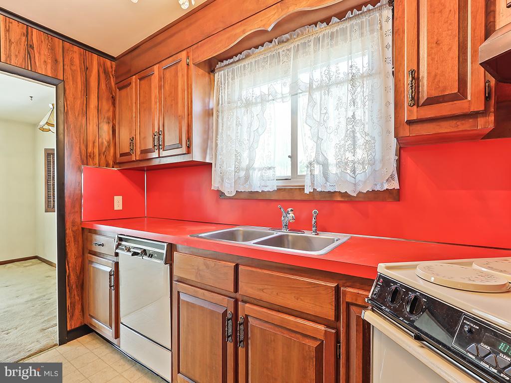 FAIRLESS HILLS - Residential