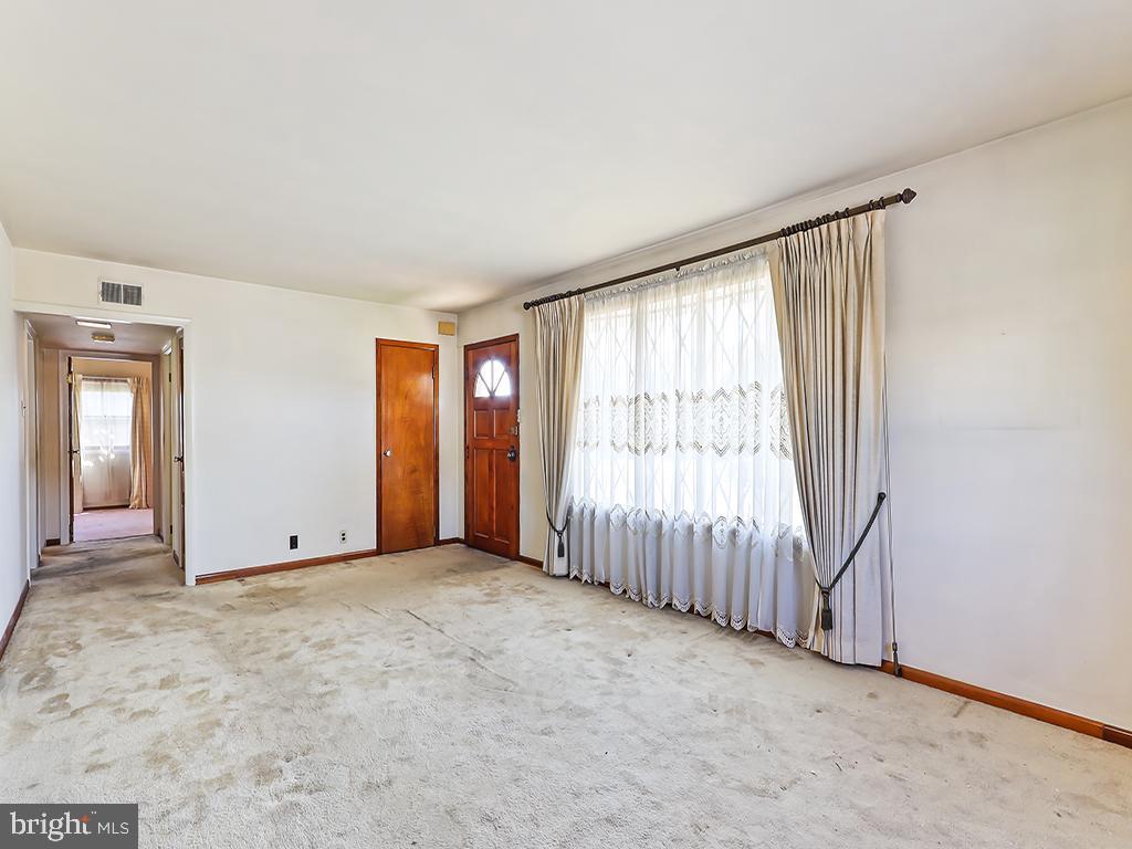 FAIRLESS HILLS - Residential