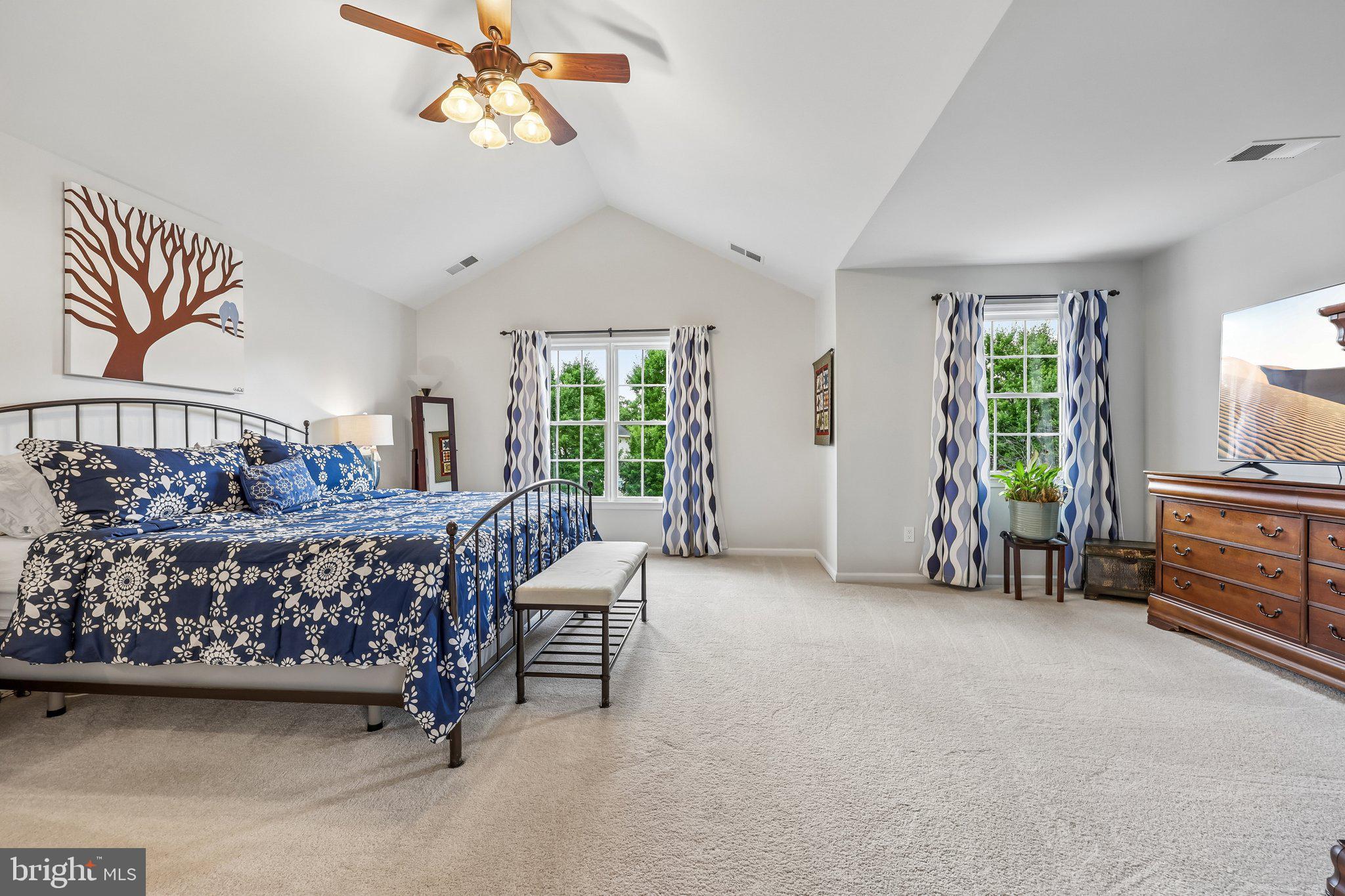 BELMONT COUNTRY CLUB - Residential