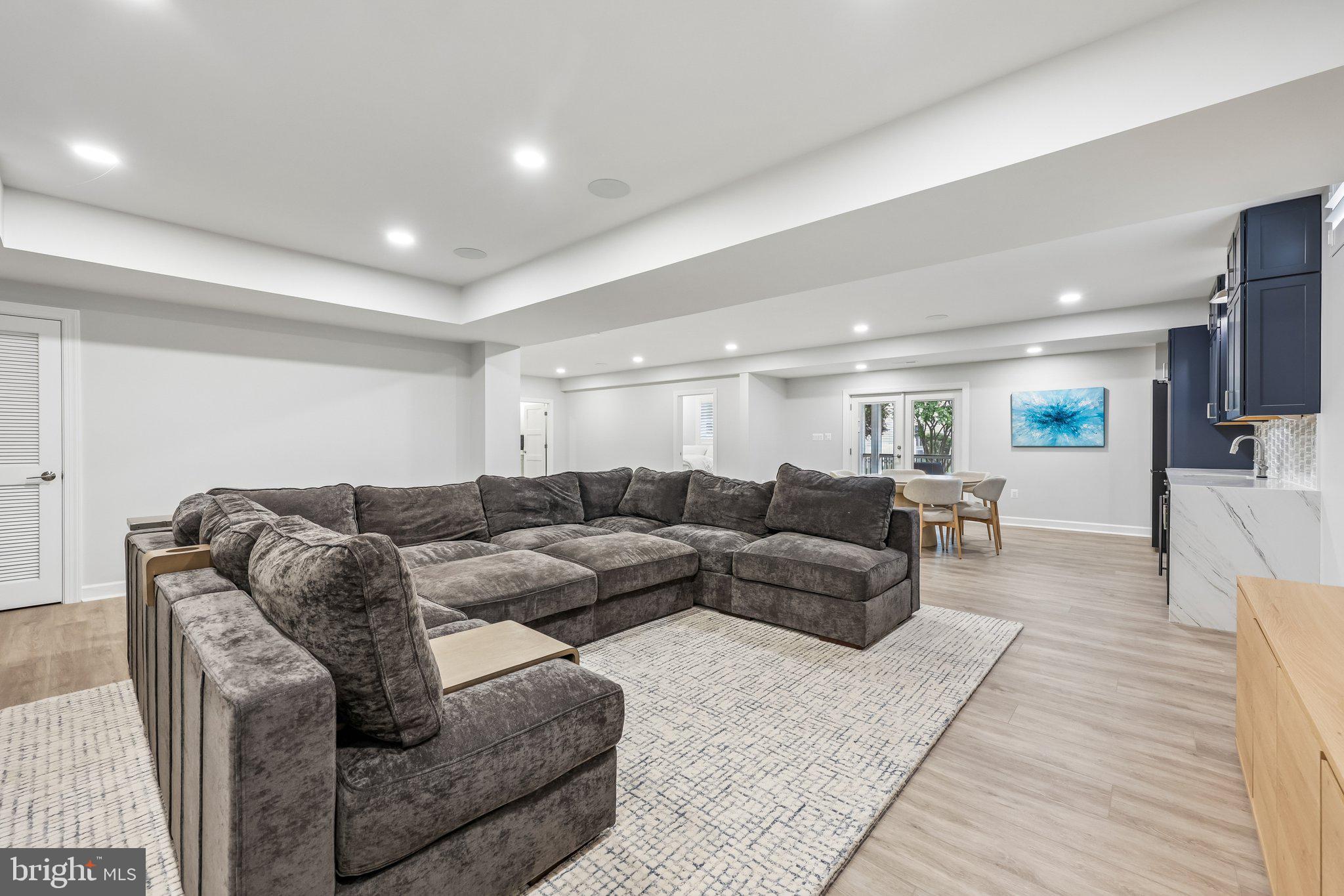 BELMONT COUNTRY CLUB - Residential