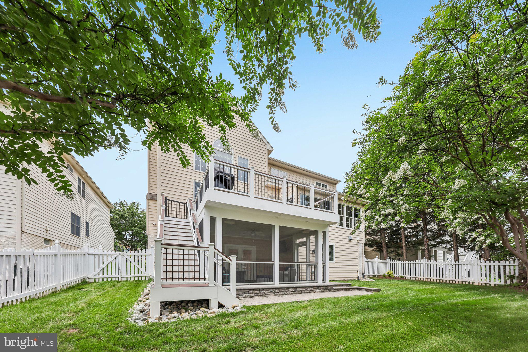 BELMONT COUNTRY CLUB - Residential