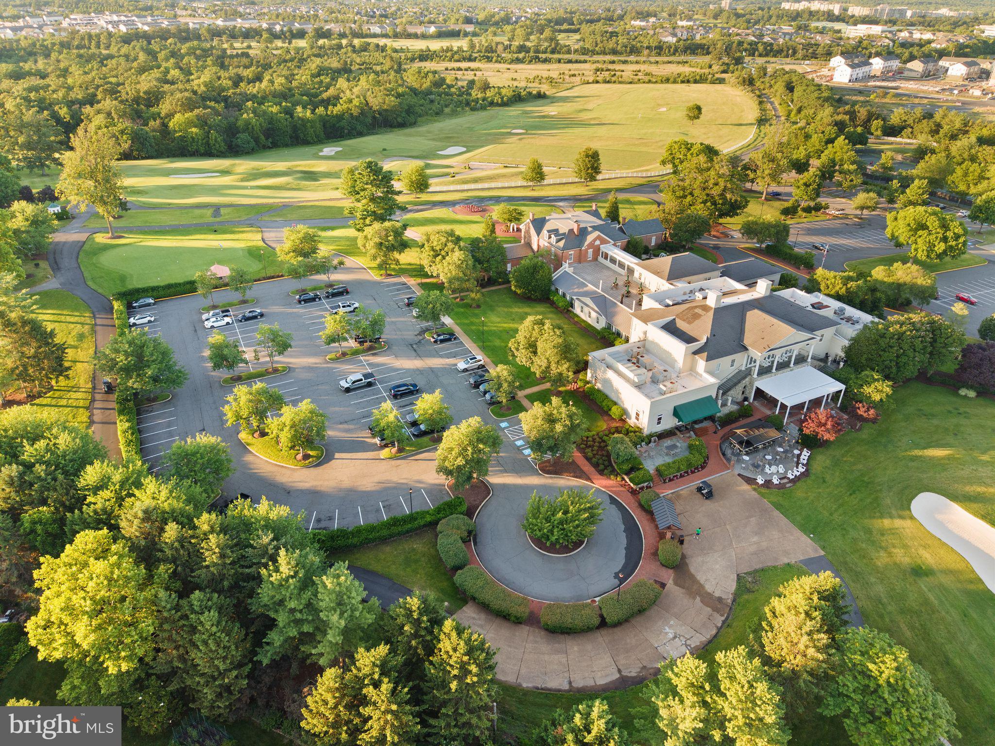 BELMONT COUNTRY CLUB - Residential