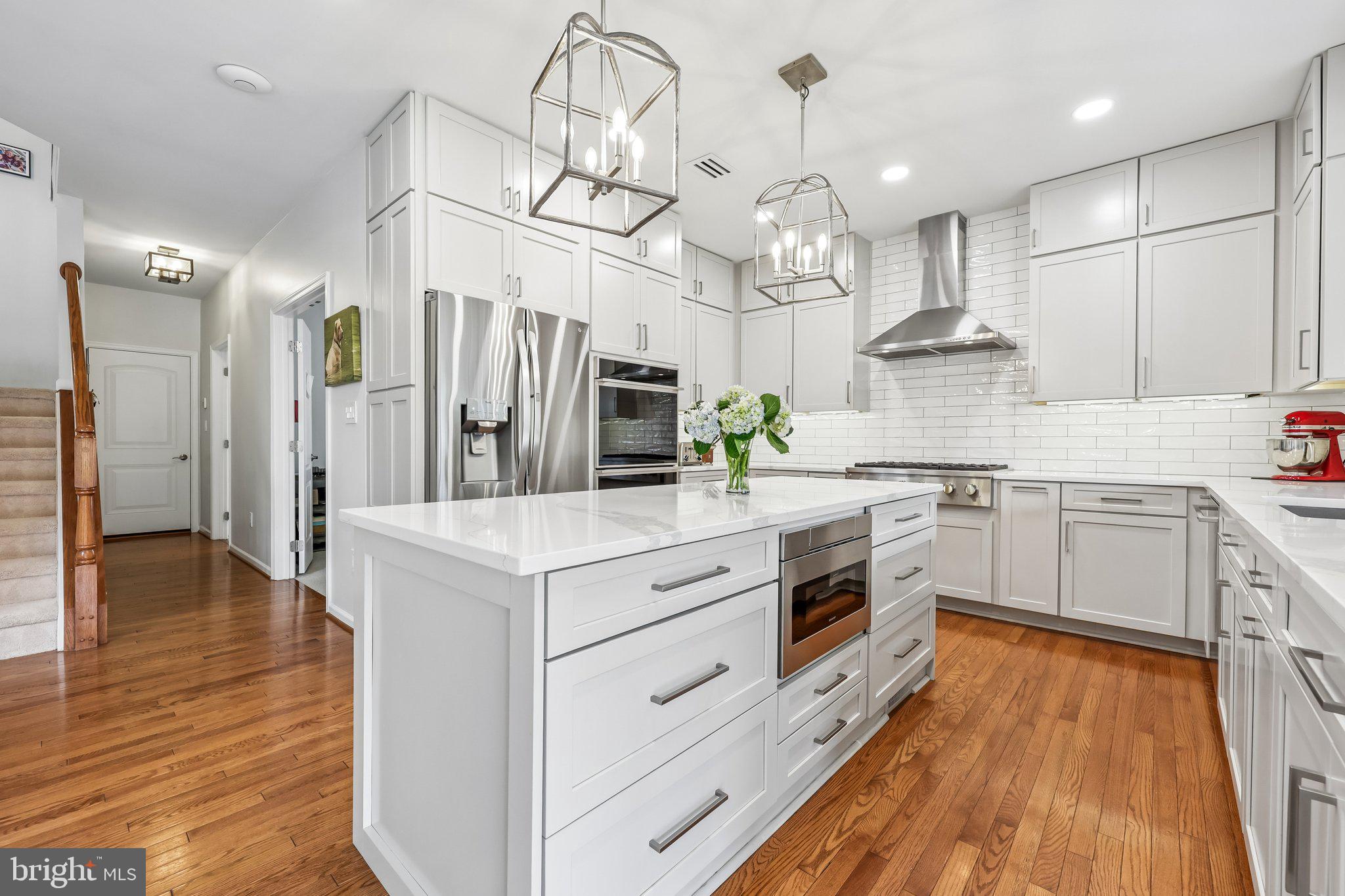 BELMONT COUNTRY CLUB - Residential
