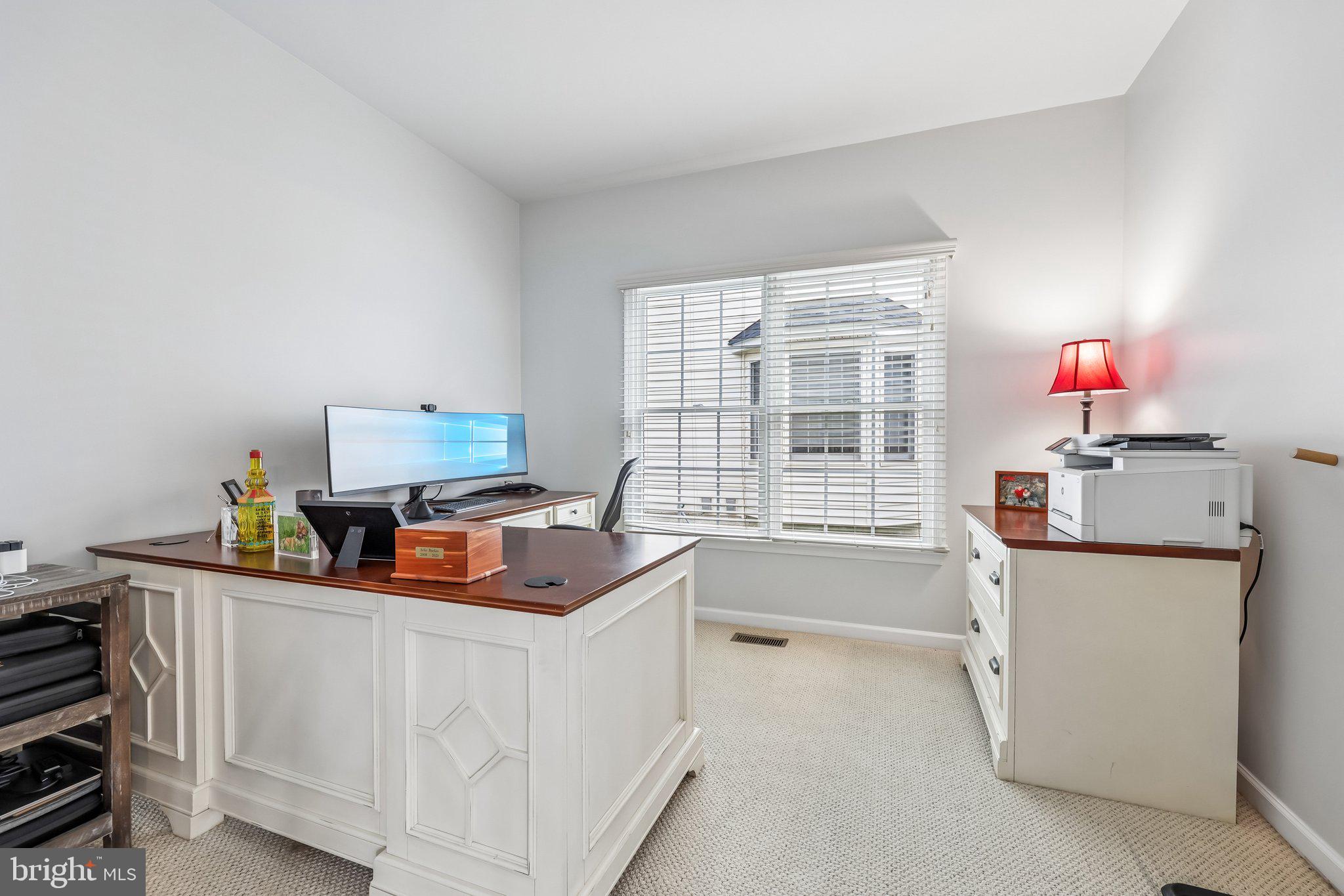 BELMONT COUNTRY CLUB - Residential