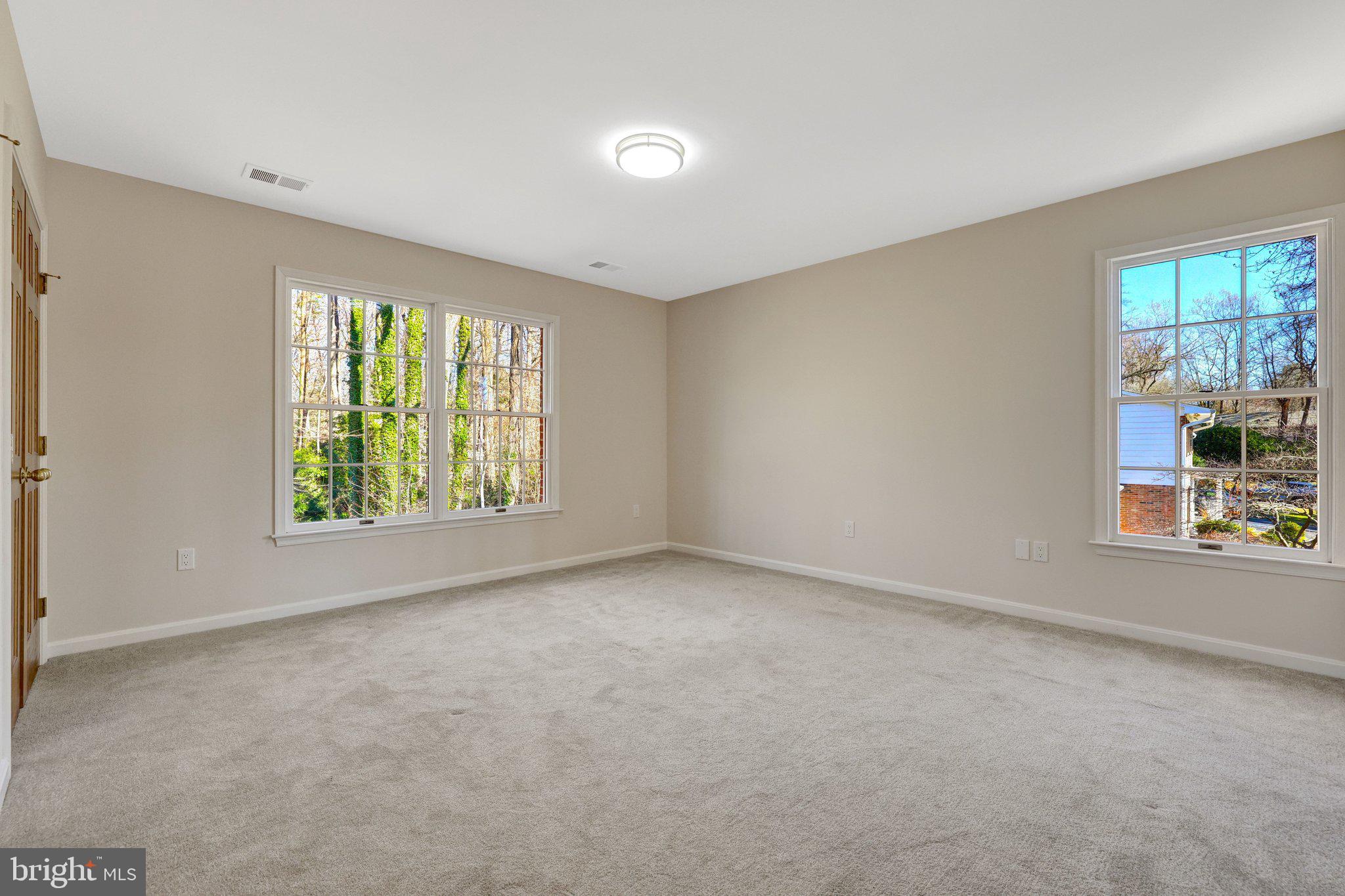 WAKEFIELD FOREST - Residential