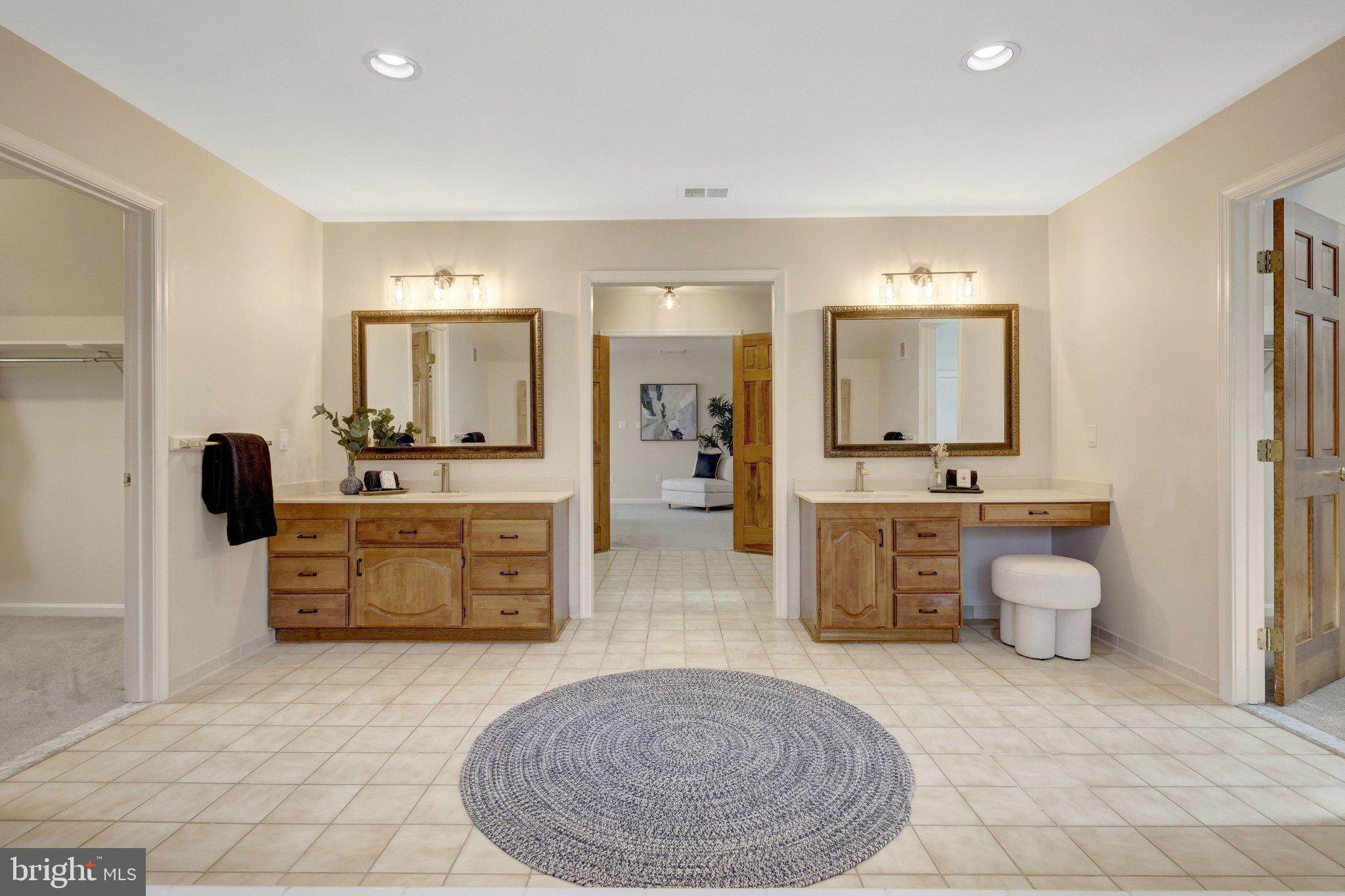 WAKEFIELD FOREST - Residential