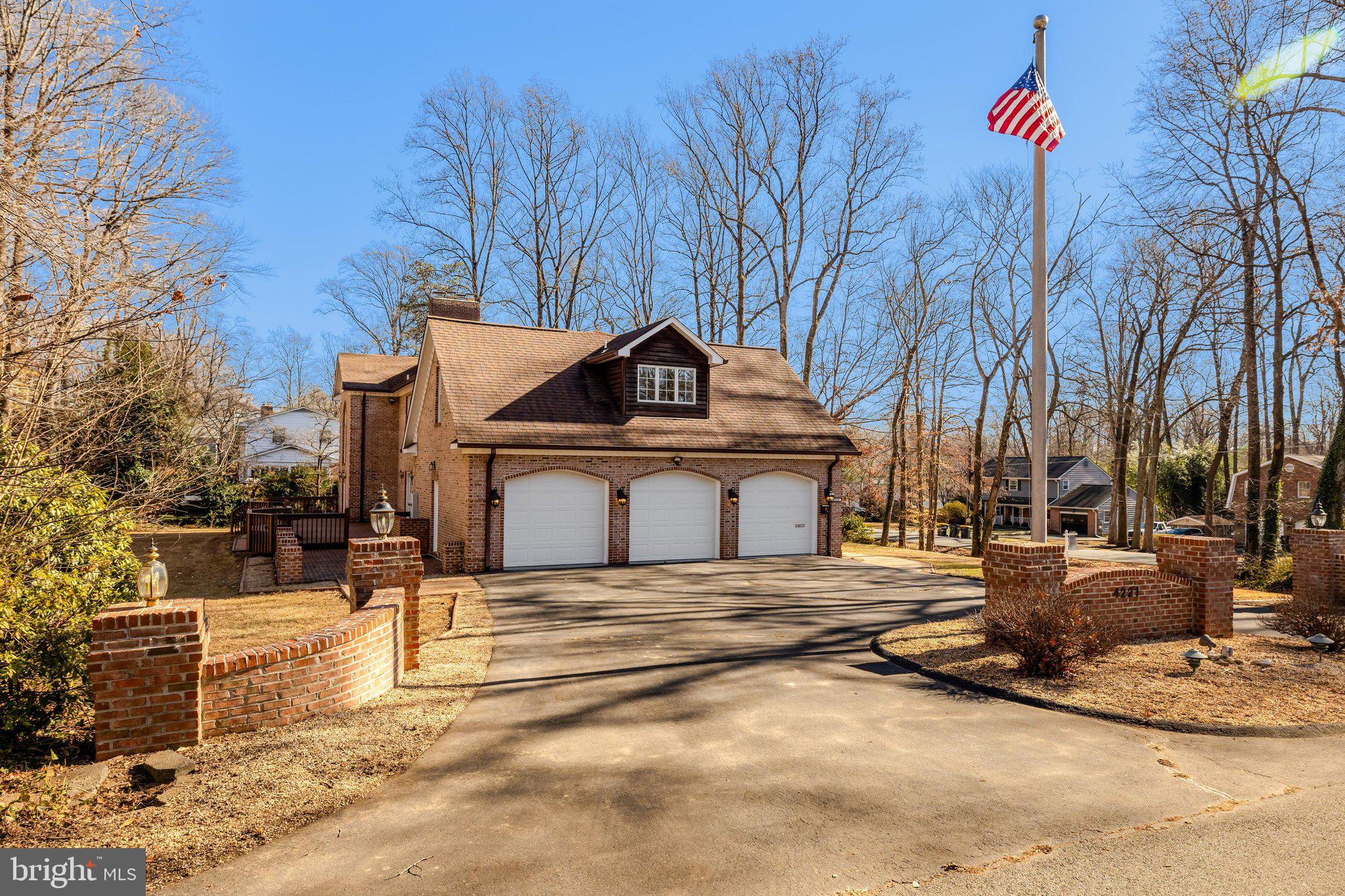 WAKEFIELD FOREST - Residential