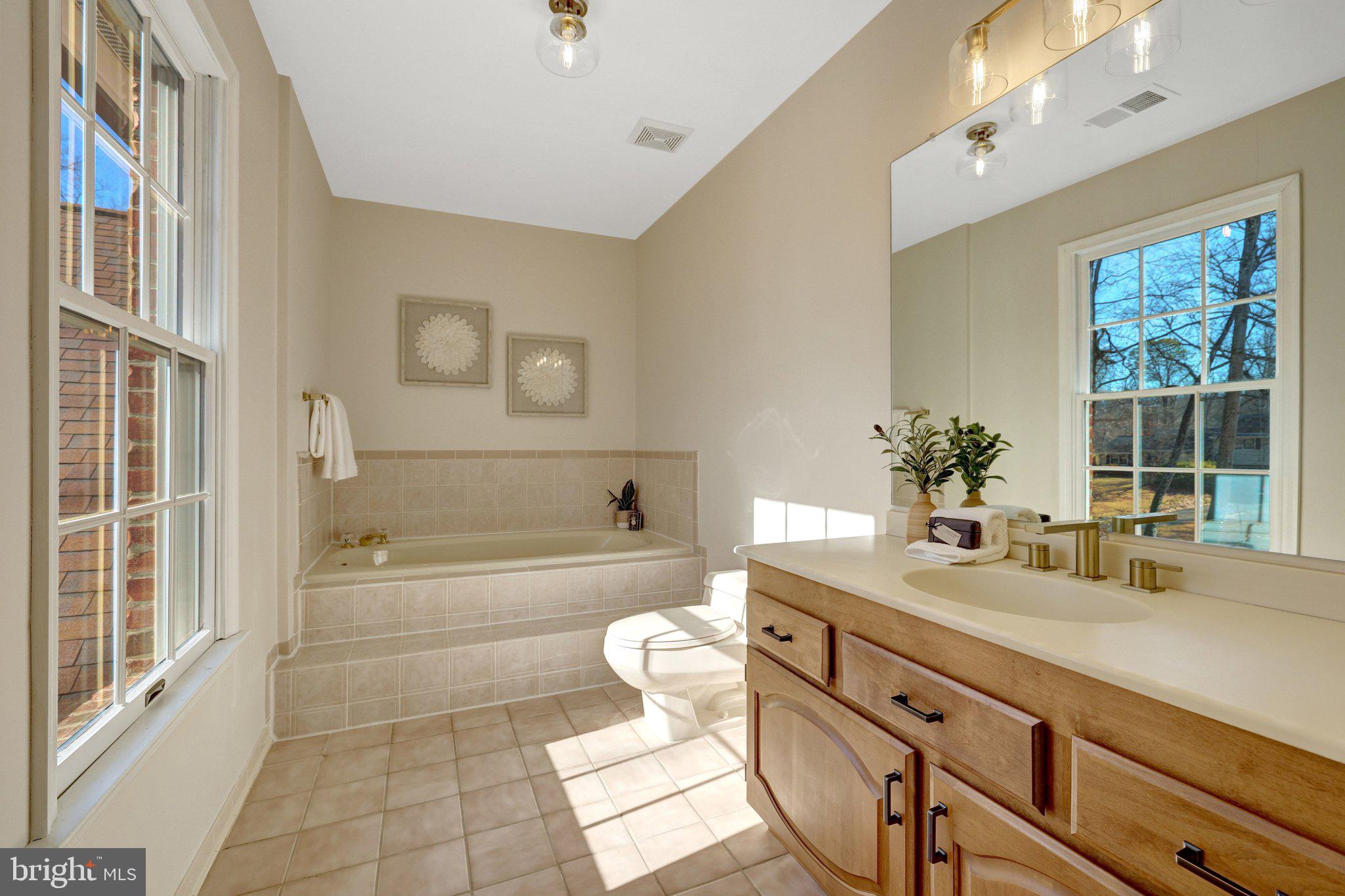 WAKEFIELD FOREST - Residential