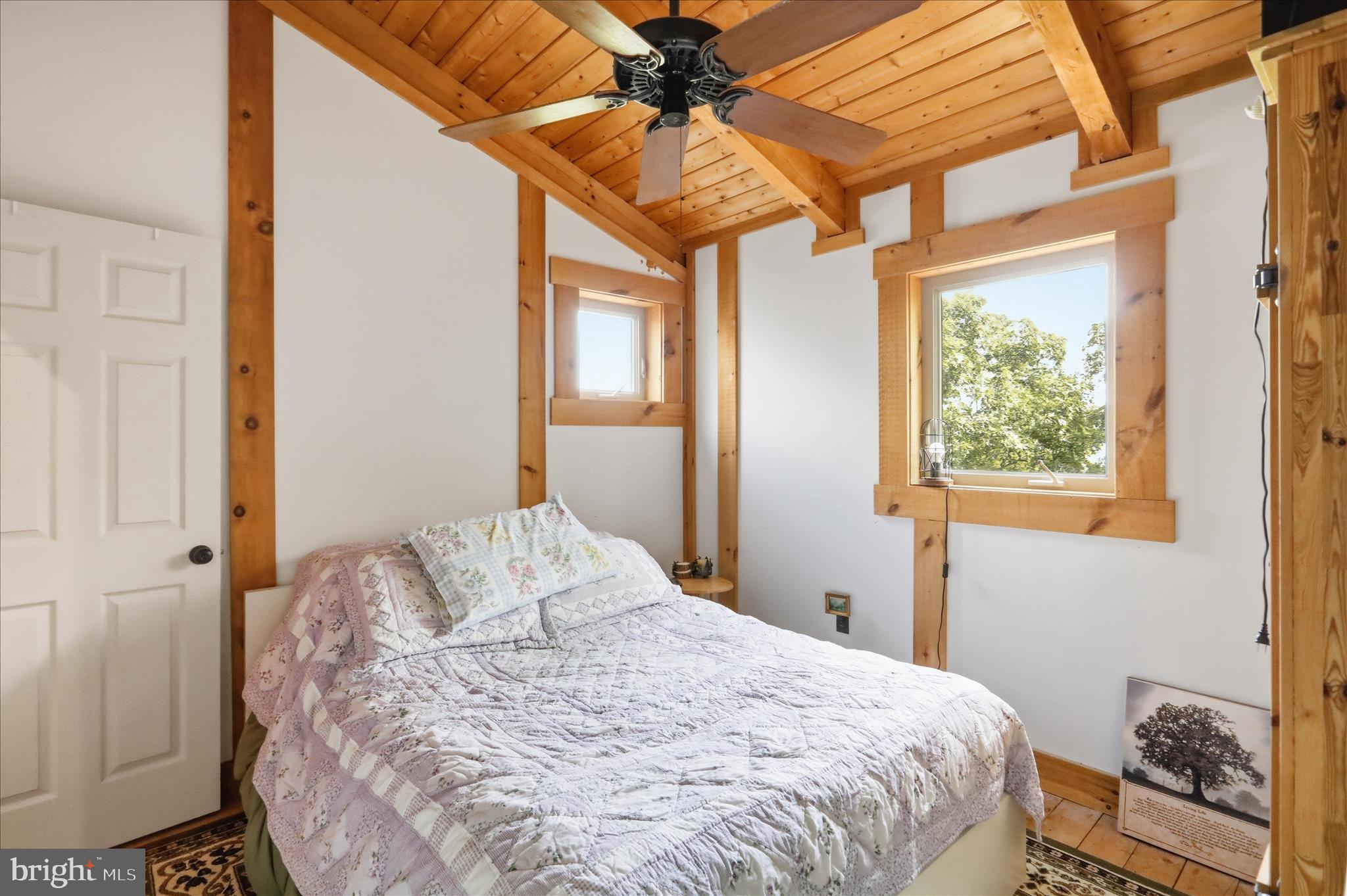 SHADOW KNOLLS - Residential