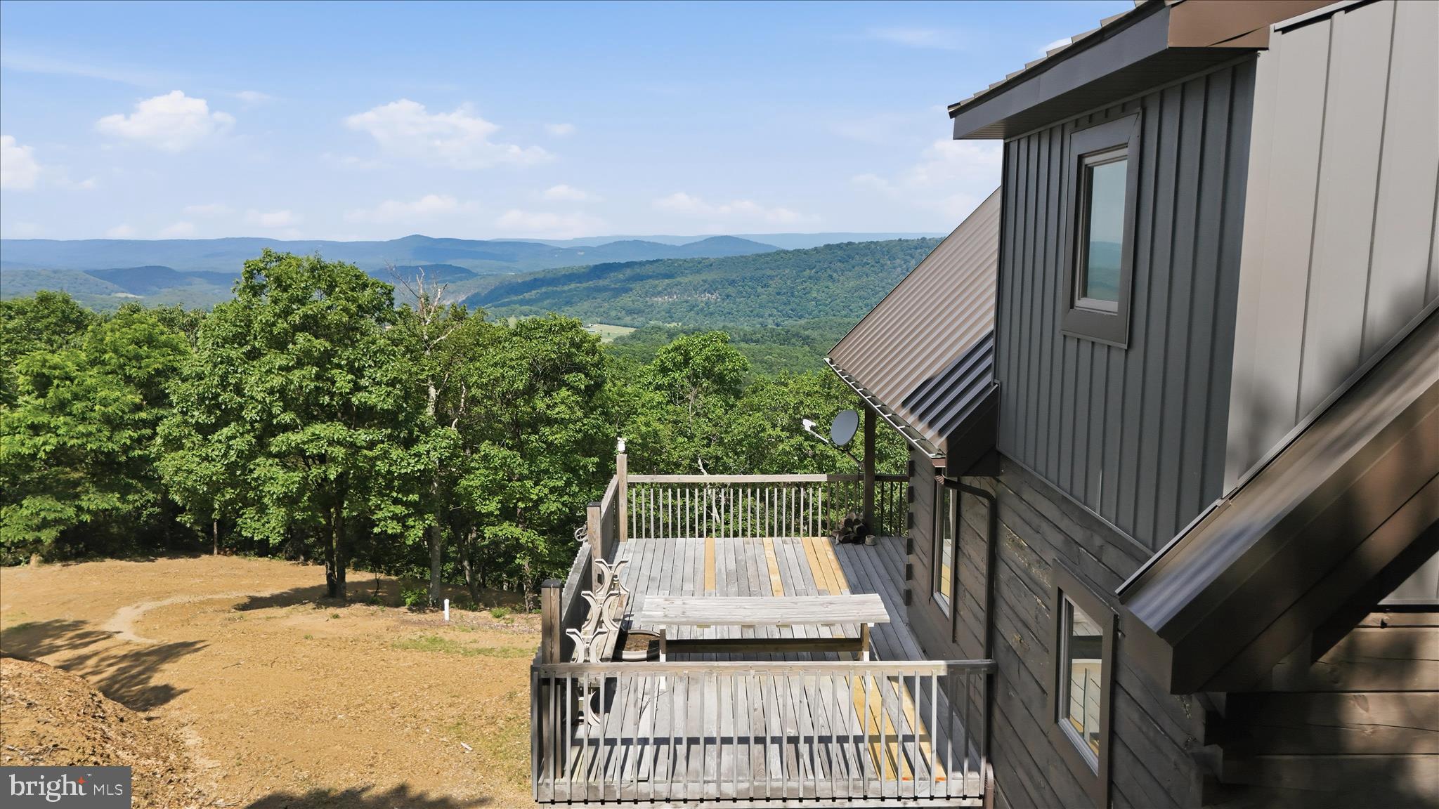 SHADOW KNOLLS - Residential