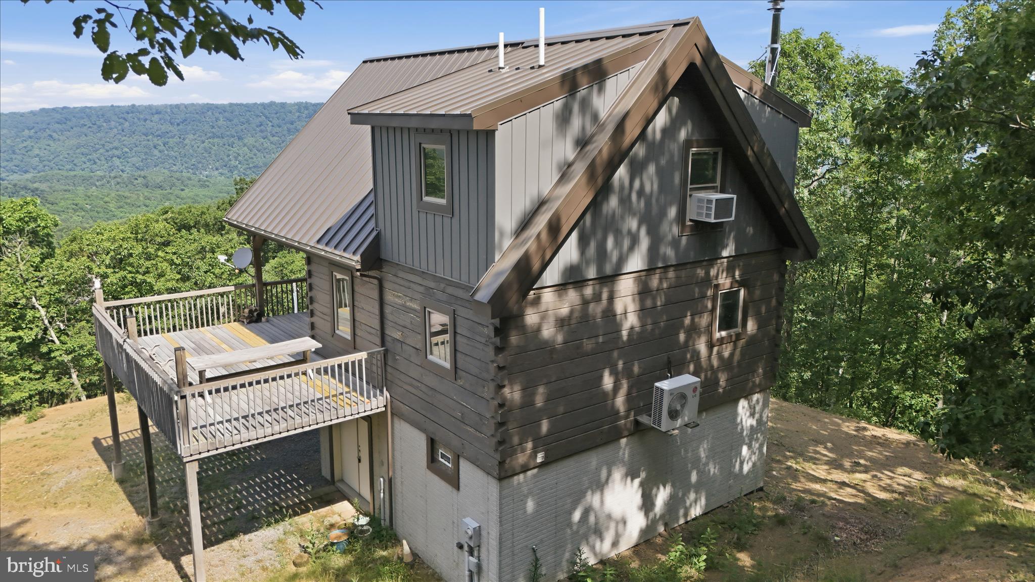 SHADOW KNOLLS - Residential