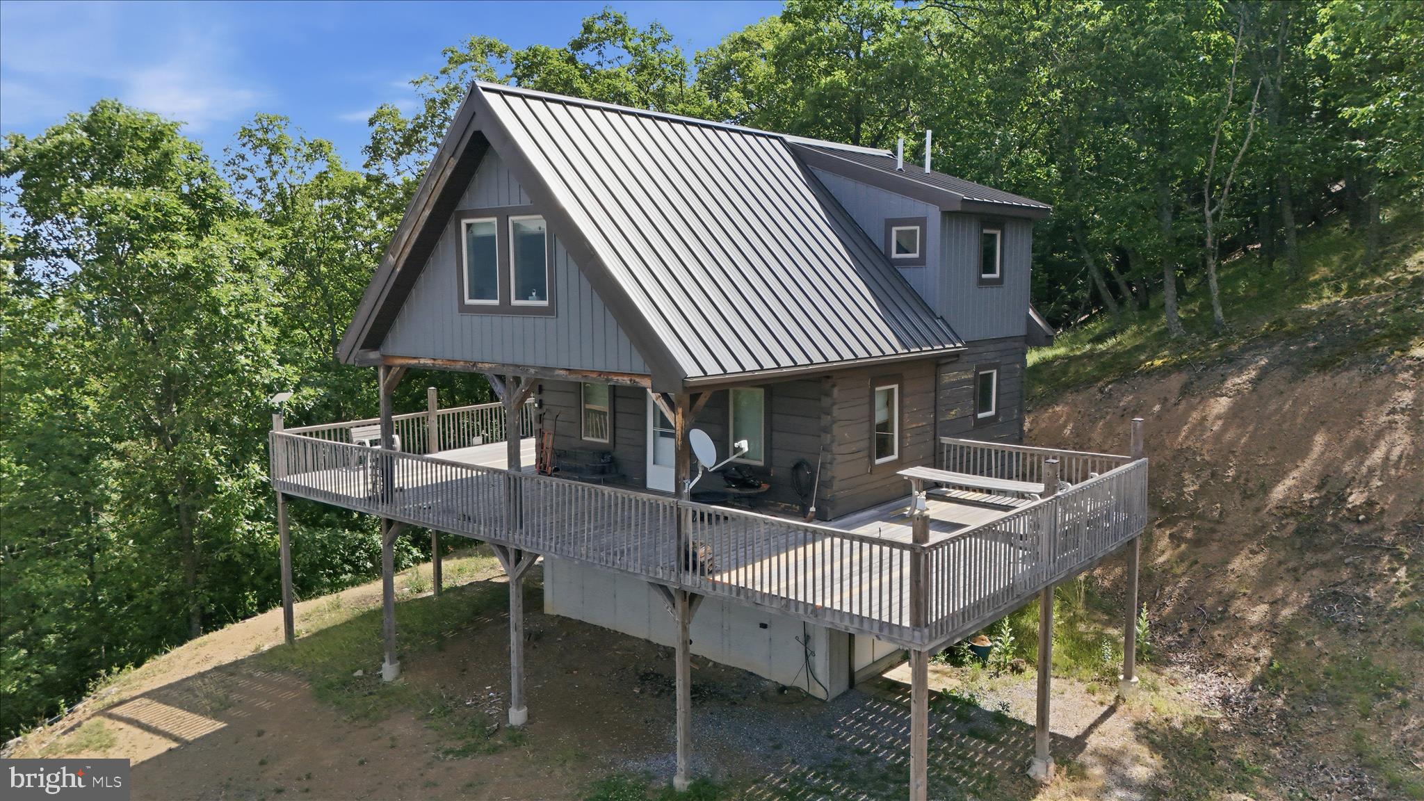 SHADOW KNOLLS - Residential