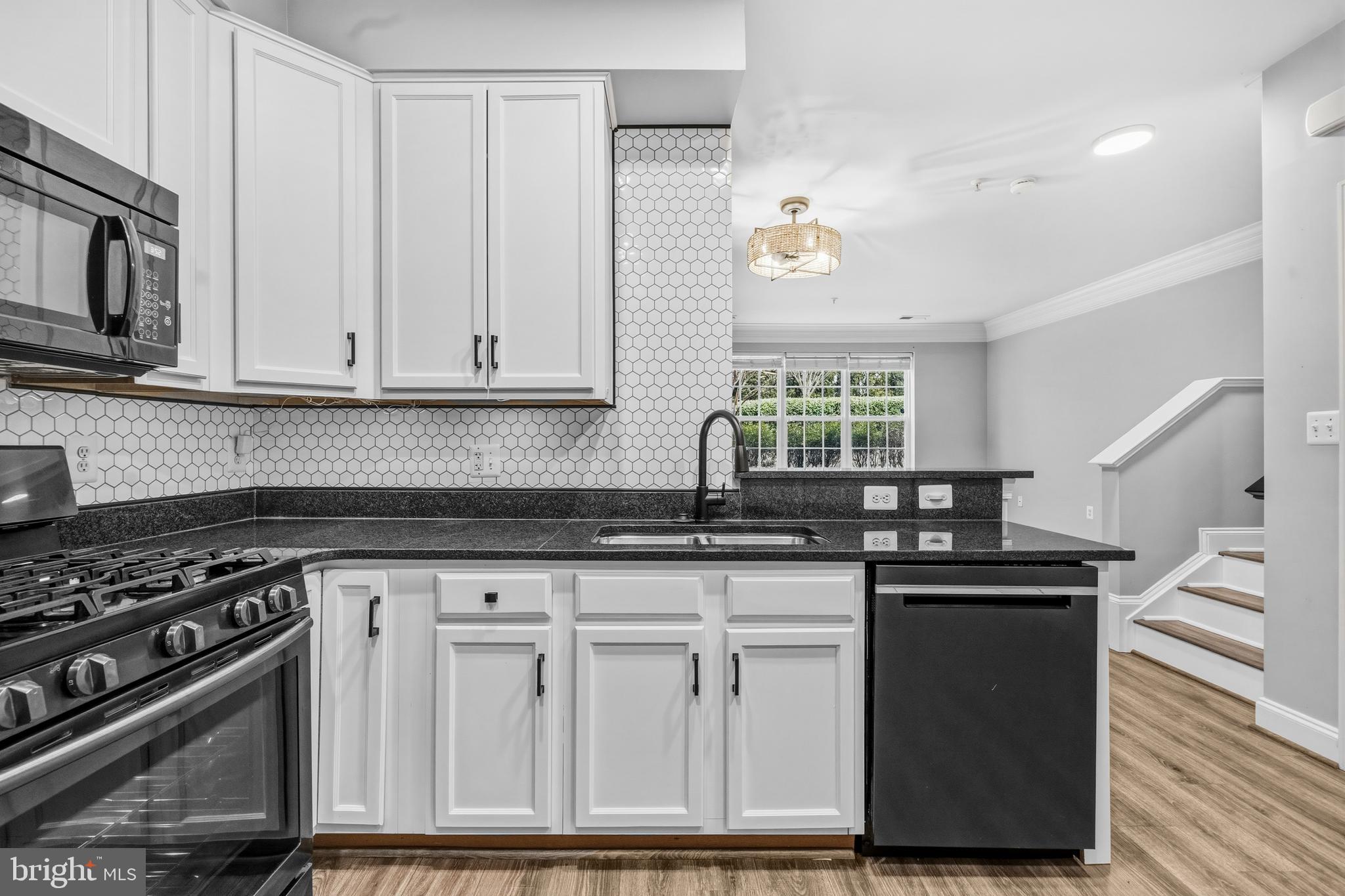HIGHLANDS CIRCLE CONDOMINIUM - Residential