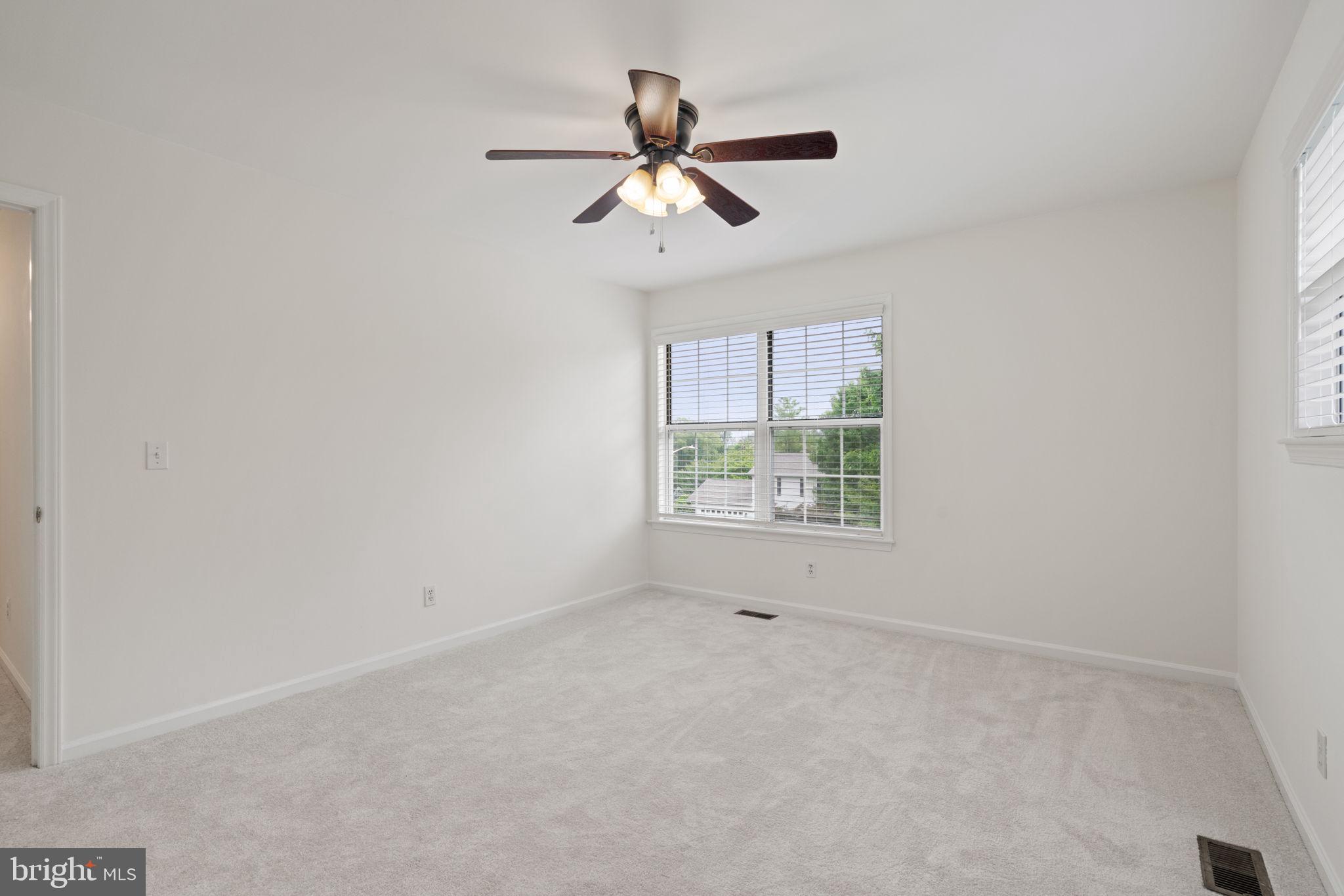 FARMINGTON HEIGHTS - Residential