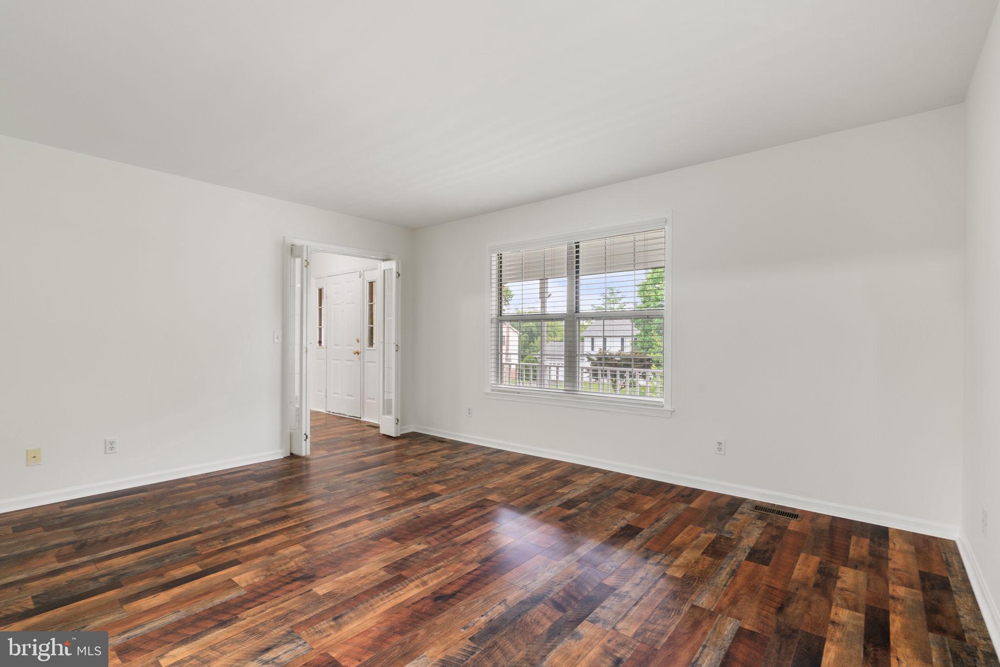 FARMINGTON HEIGHTS - Residential