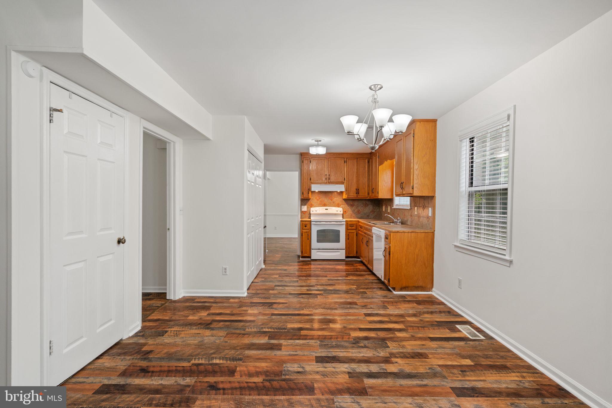 FARMINGTON HEIGHTS - Residential