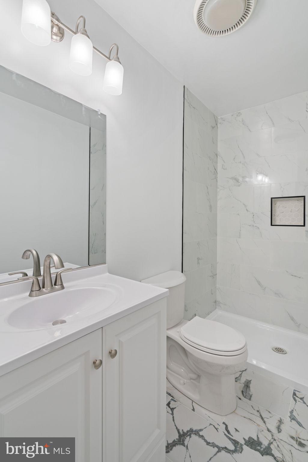 FARMINGTON HEIGHTS - Residential