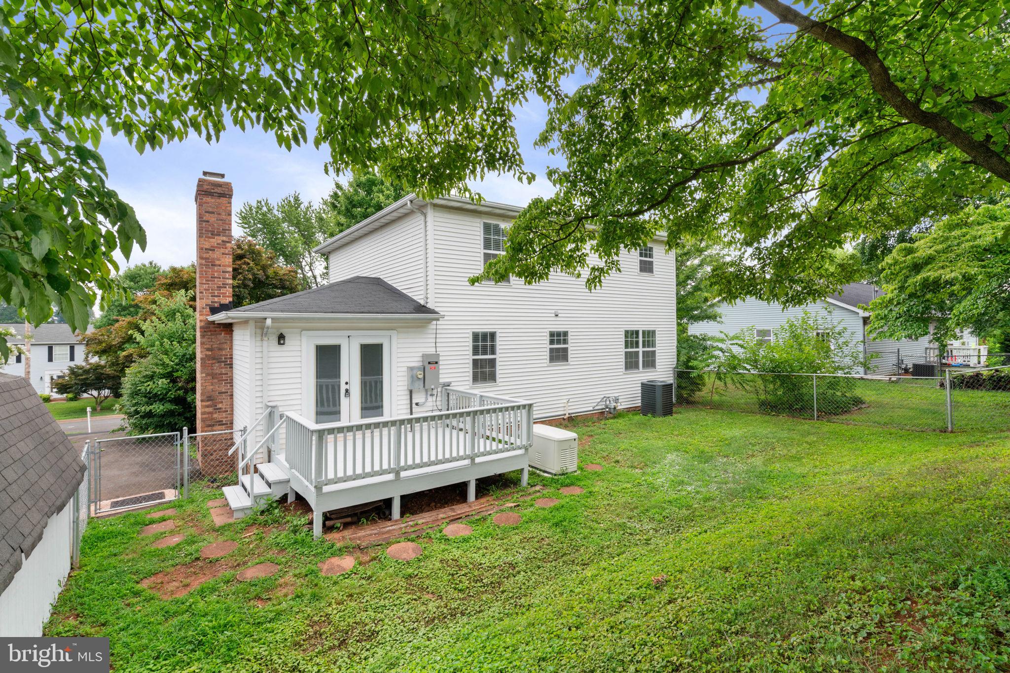 FARMINGTON HEIGHTS - Residential