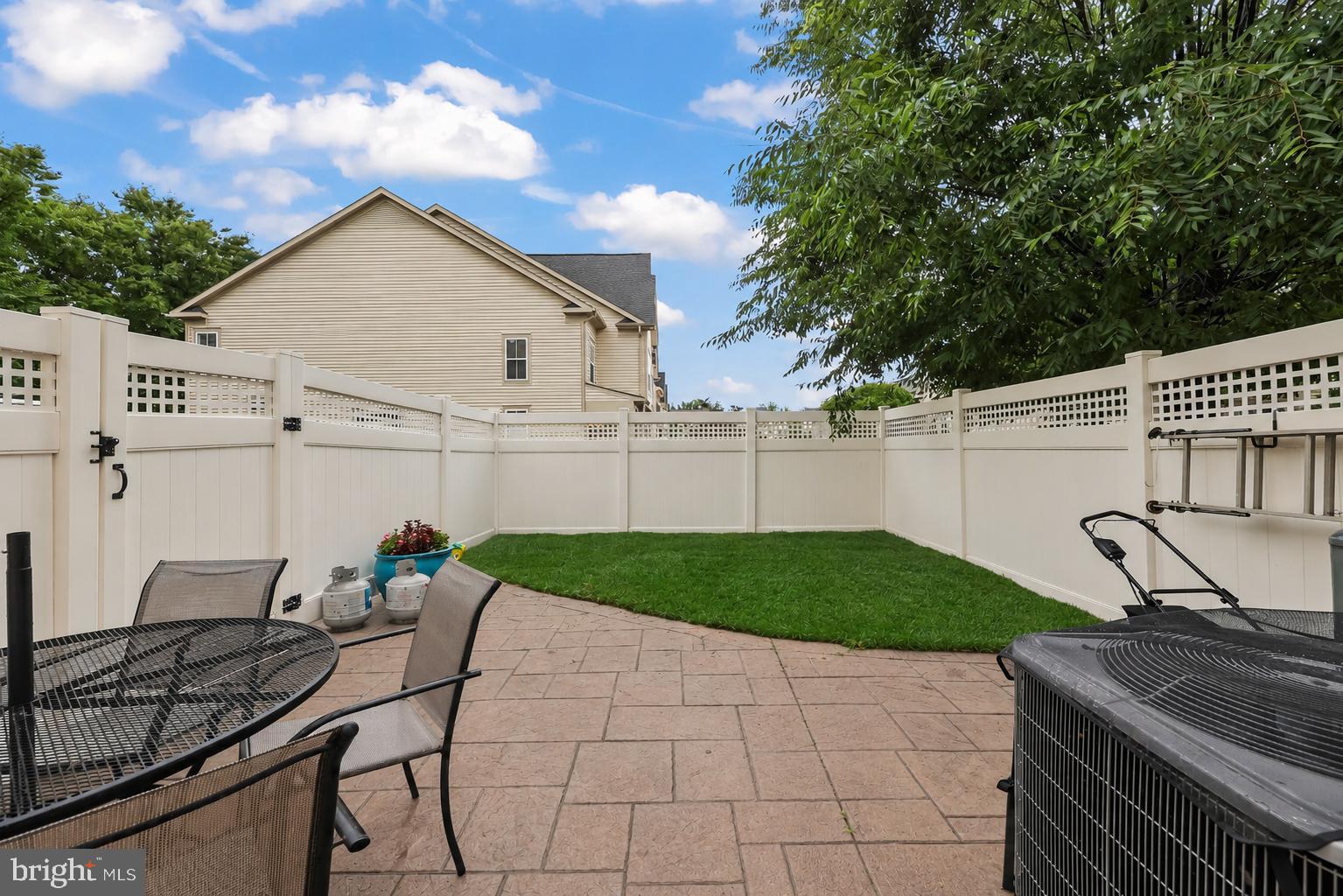 BRAMBLETON LANDBAY 2 - Residential