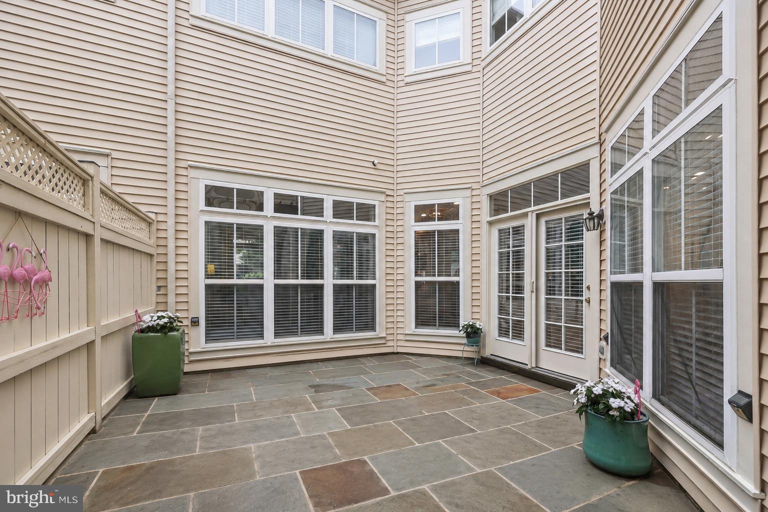 BRAMBLETON LANDBAY 2 - Residential