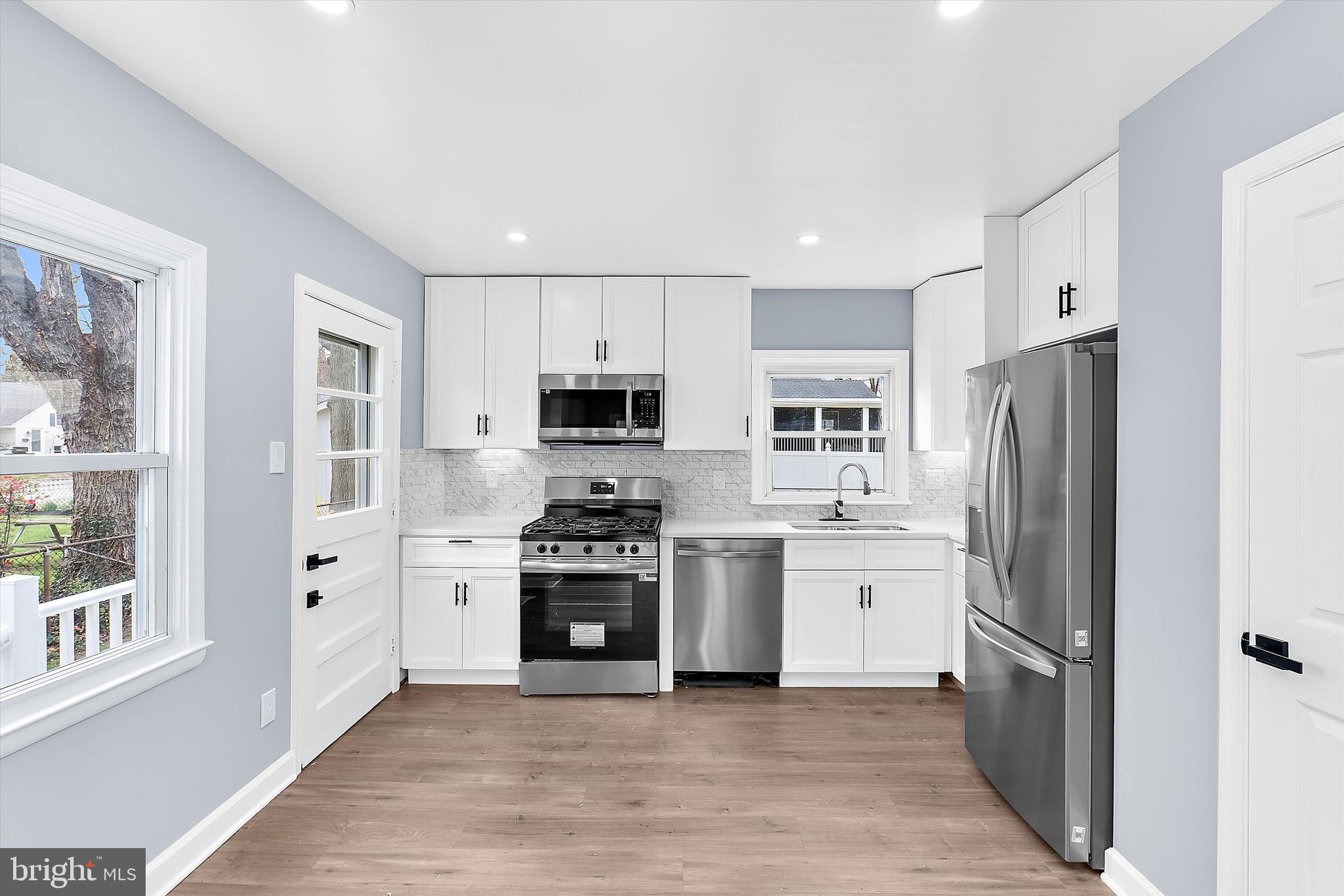 FAIRWAY GARDENS - Residential
