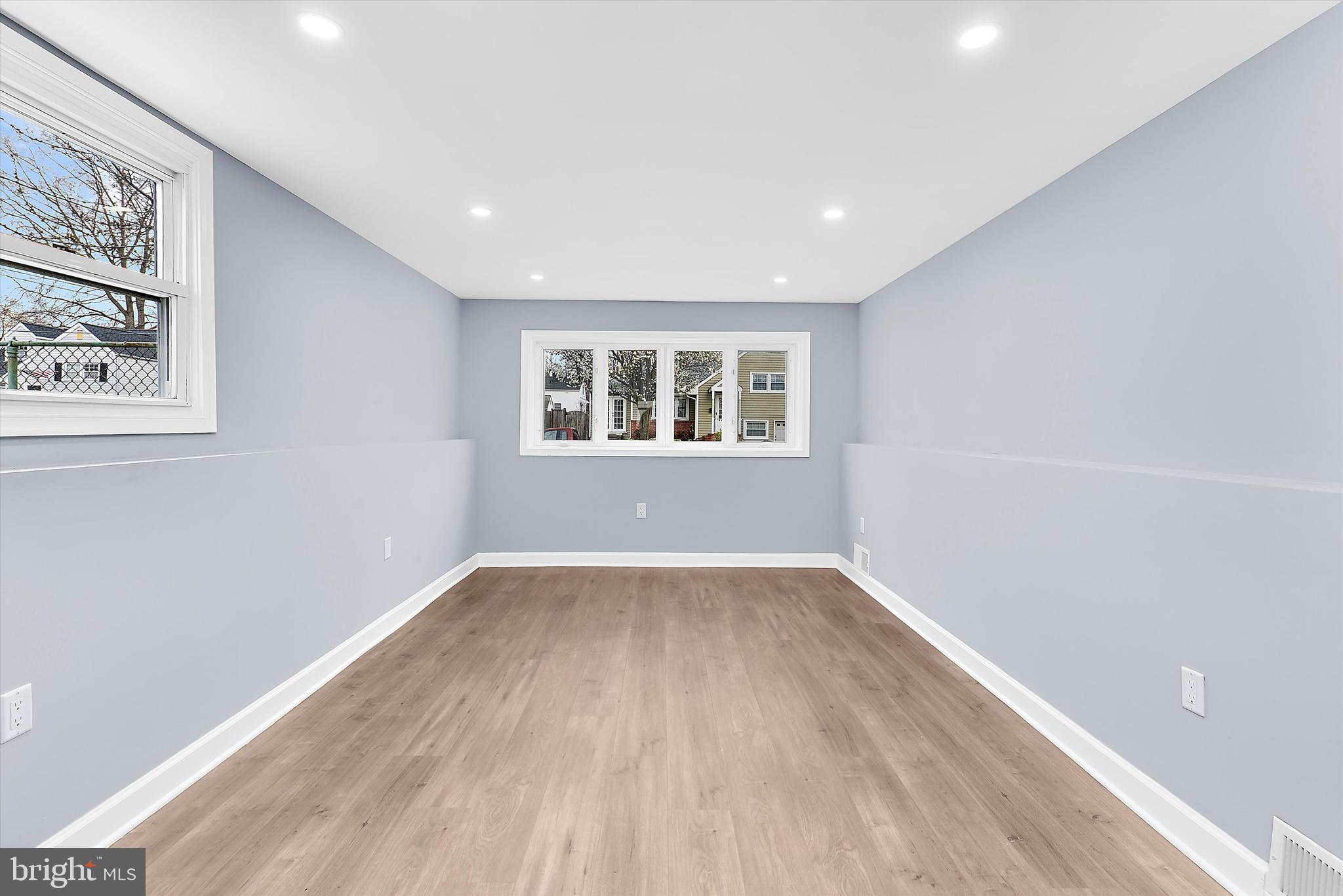 FAIRWAY GARDENS - Residential