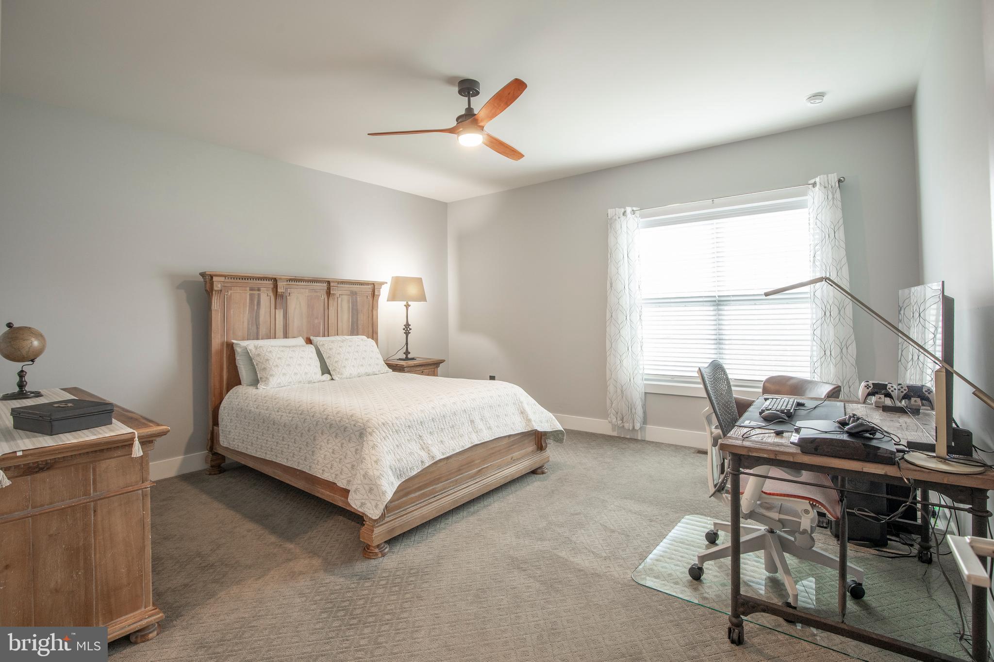 FENTONS CORNER - Residential