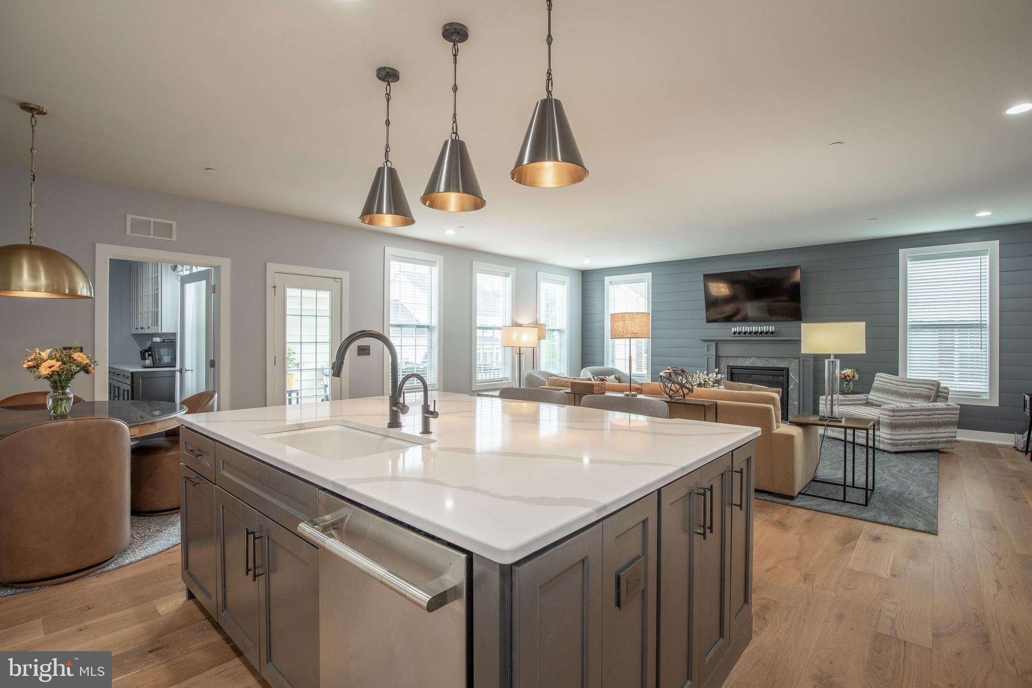FENTONS CORNER - Residential
