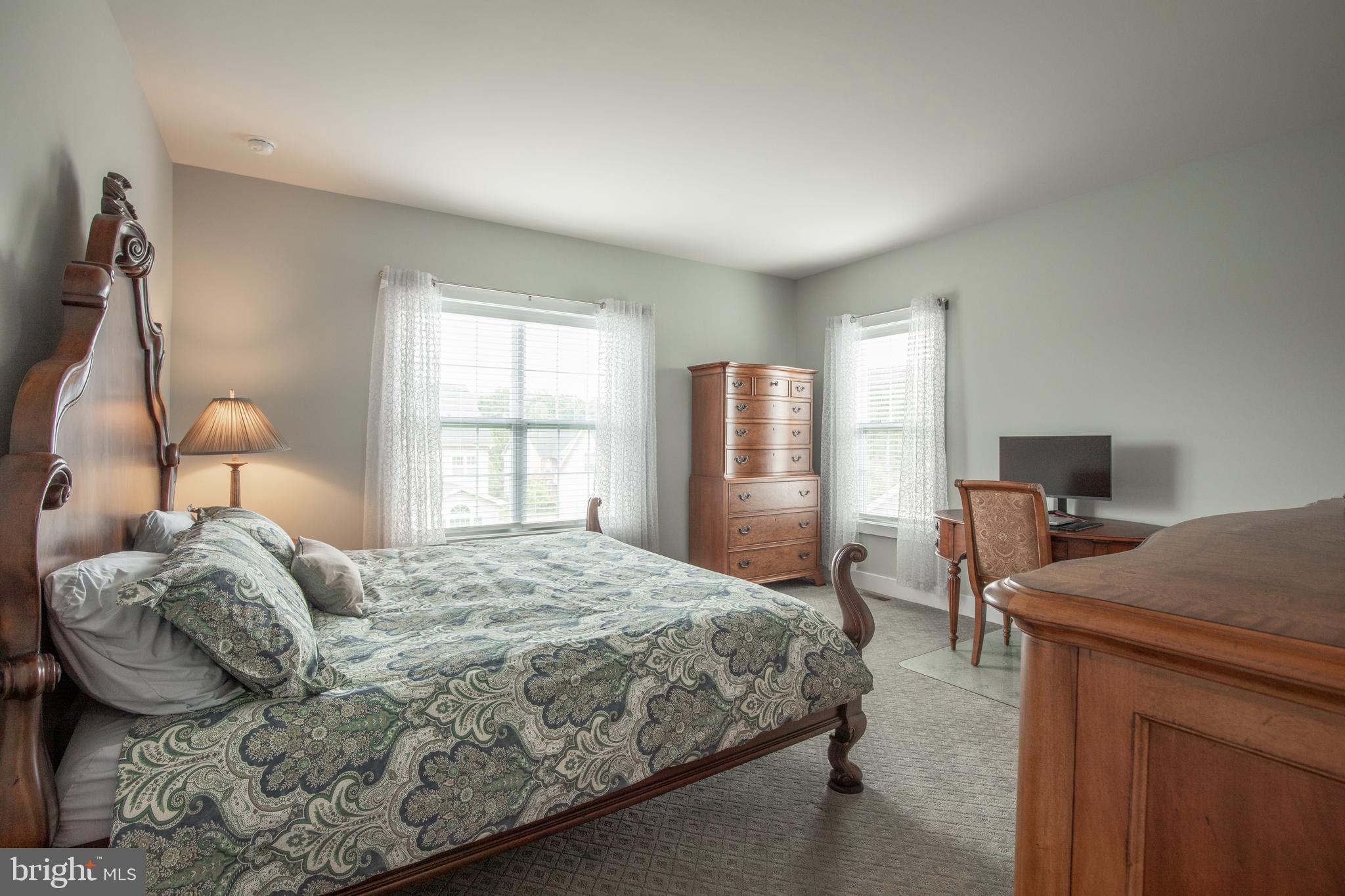 FENTONS CORNER - Residential