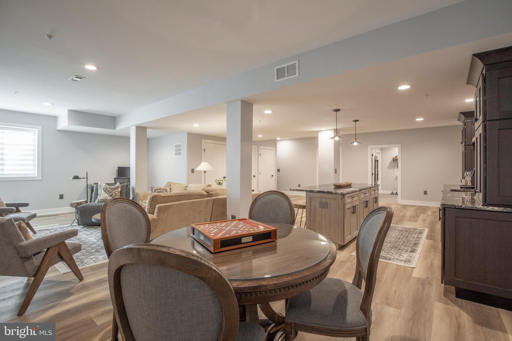 FENTONS CORNER - Residential