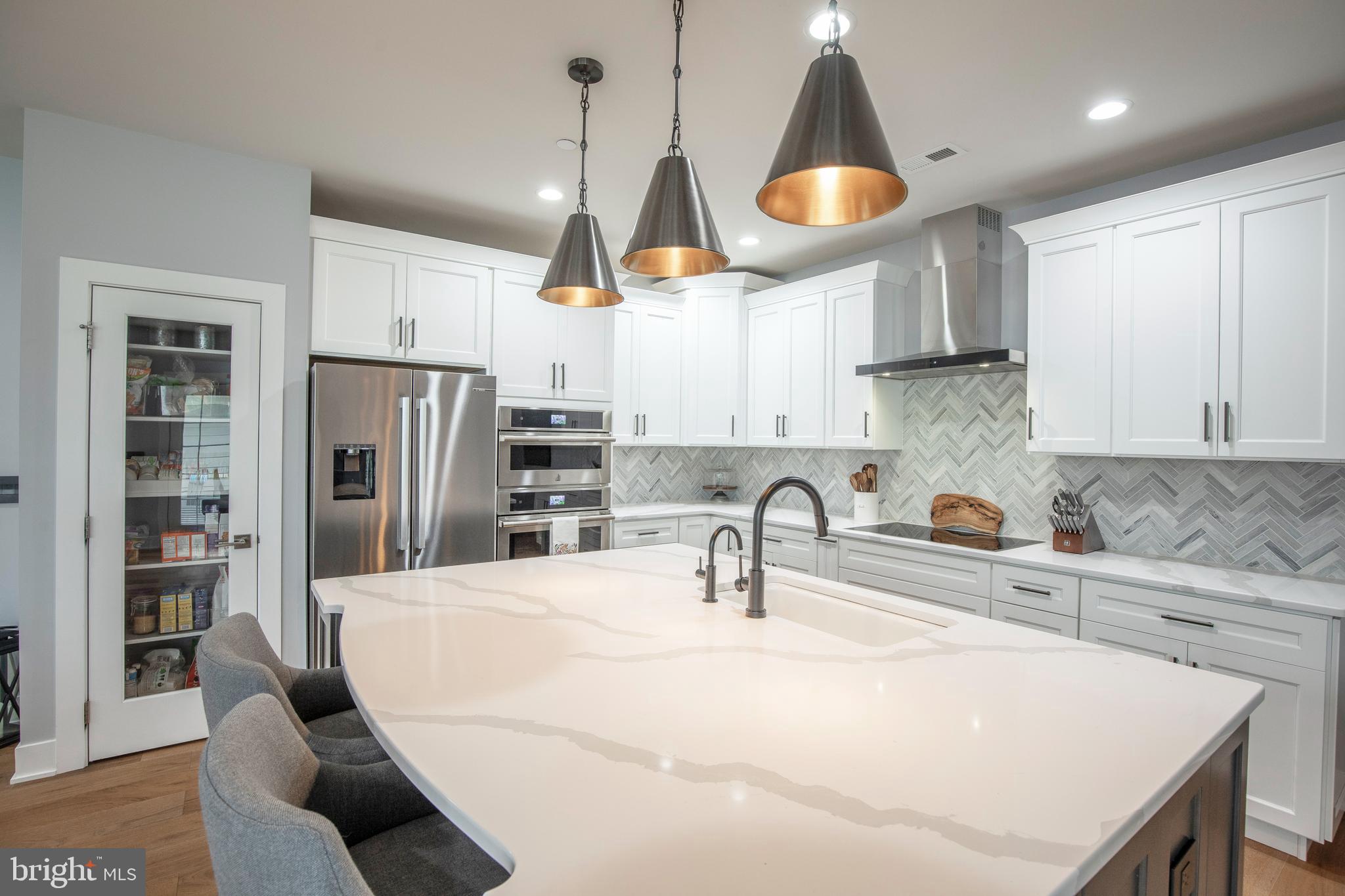 FENTONS CORNER - Residential