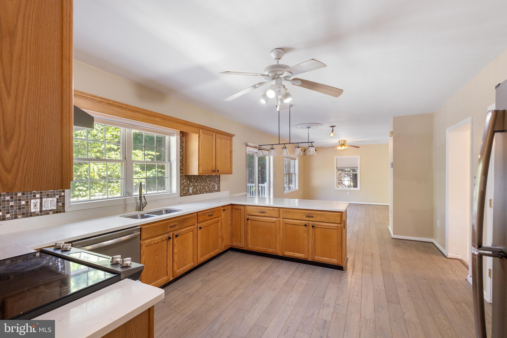 CHESAPEAKE LANDING - Residential