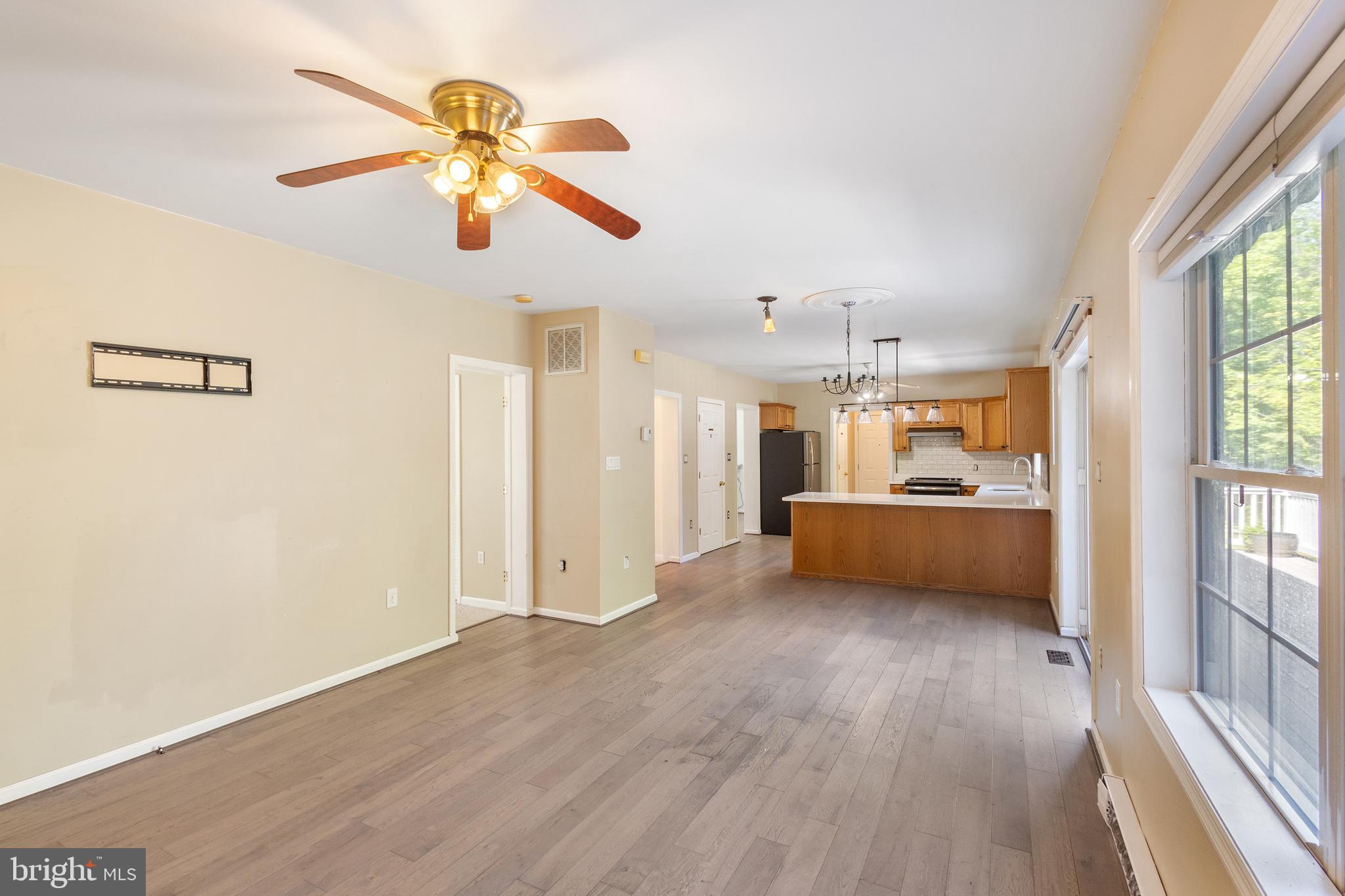 CHESAPEAKE LANDING - Residential